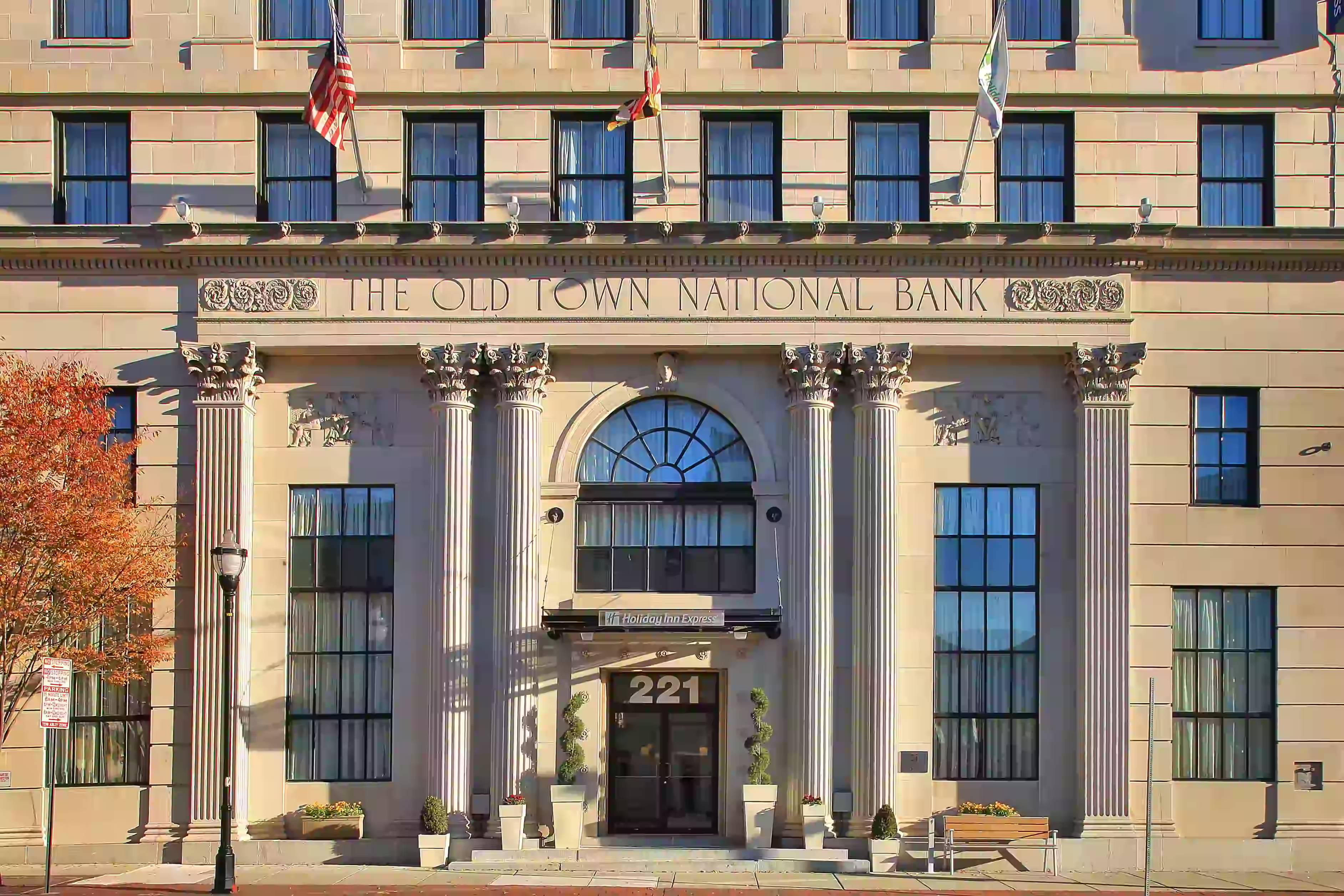 Holiday Inn Express Baltimore-Downtown, an IHG Hotel