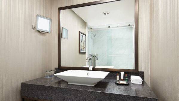 Sheraton Gateway Los Angeles Airport Hotel