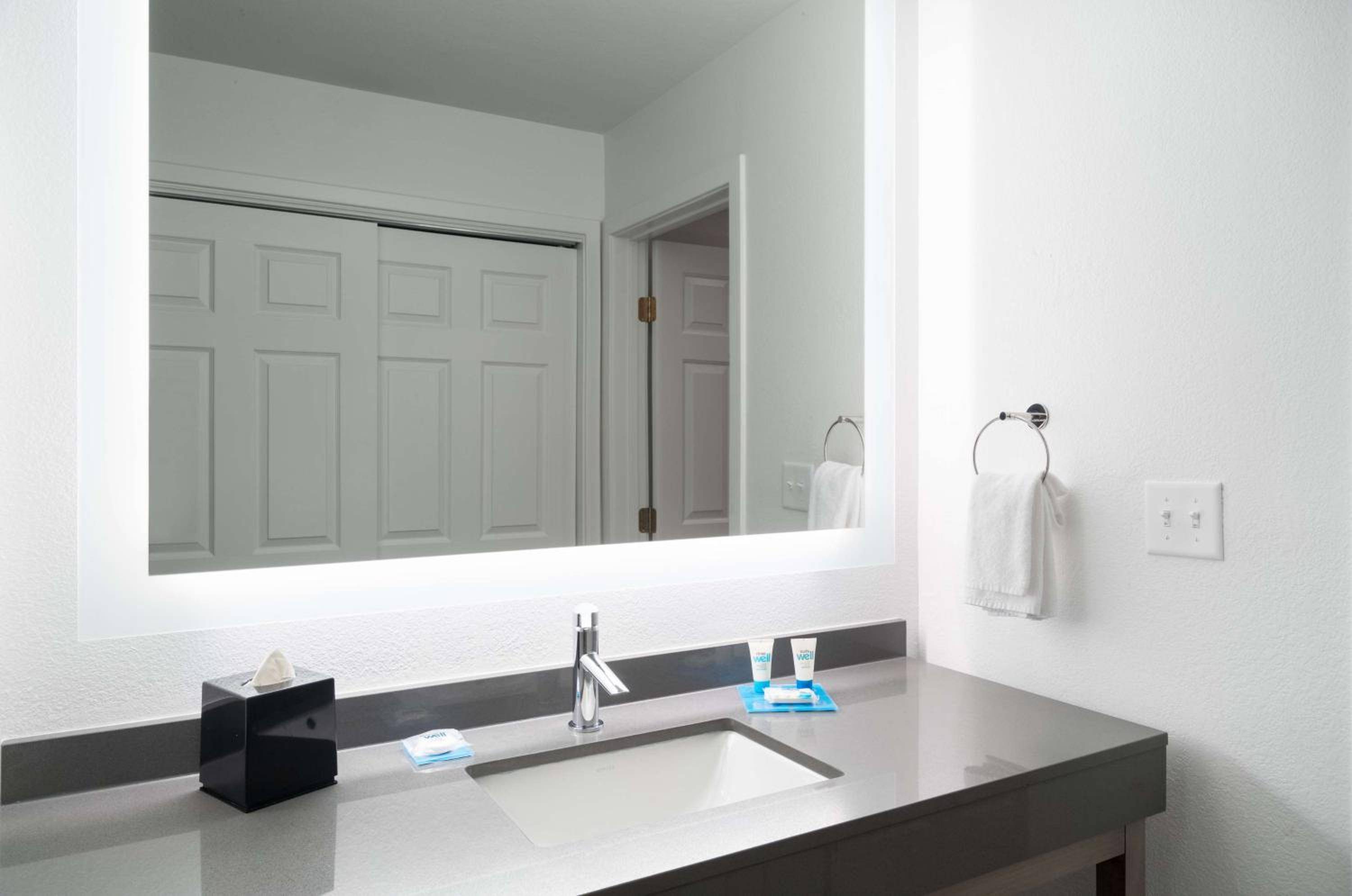 Hyatt House - White Plains