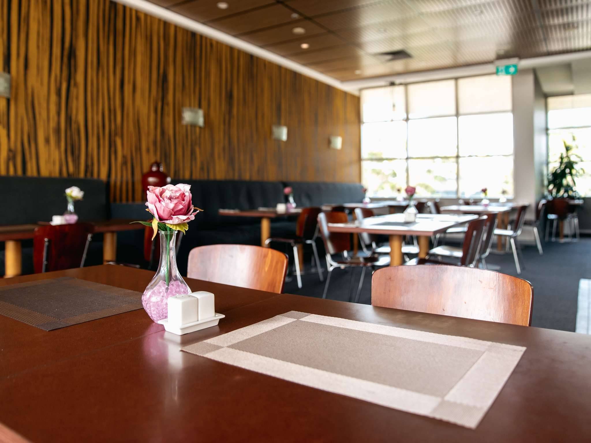 Mercure Sydney Parramatta