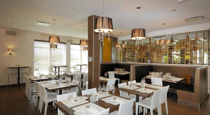 Imperia Hôtel & Suites Terrebonne