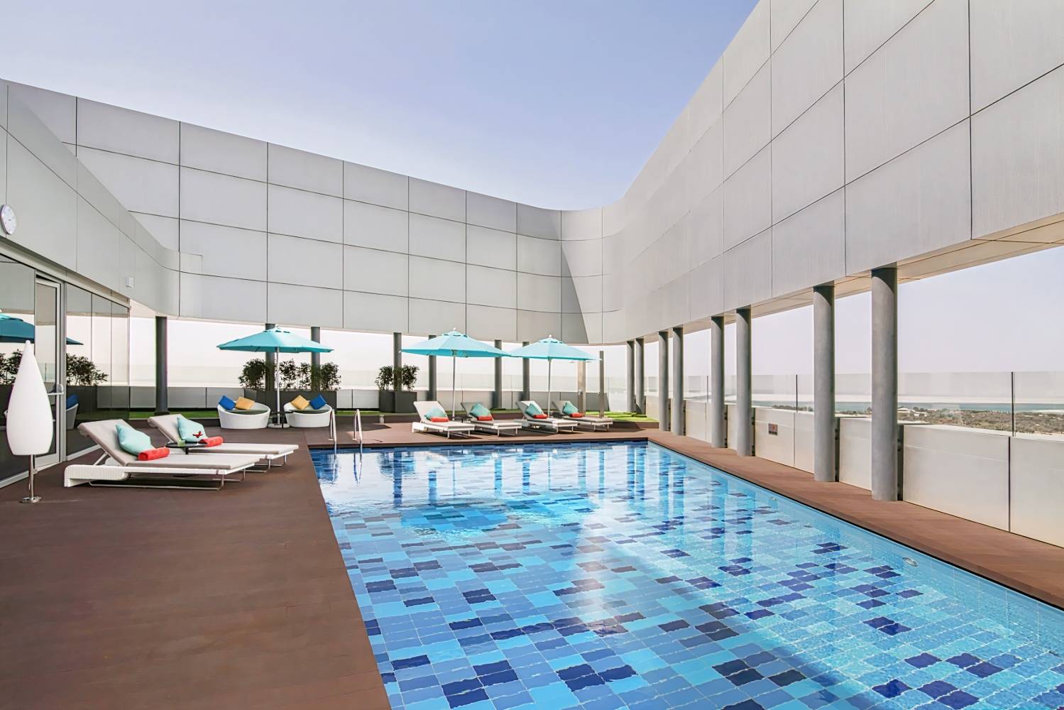 Pearl Rotana Capital Centre