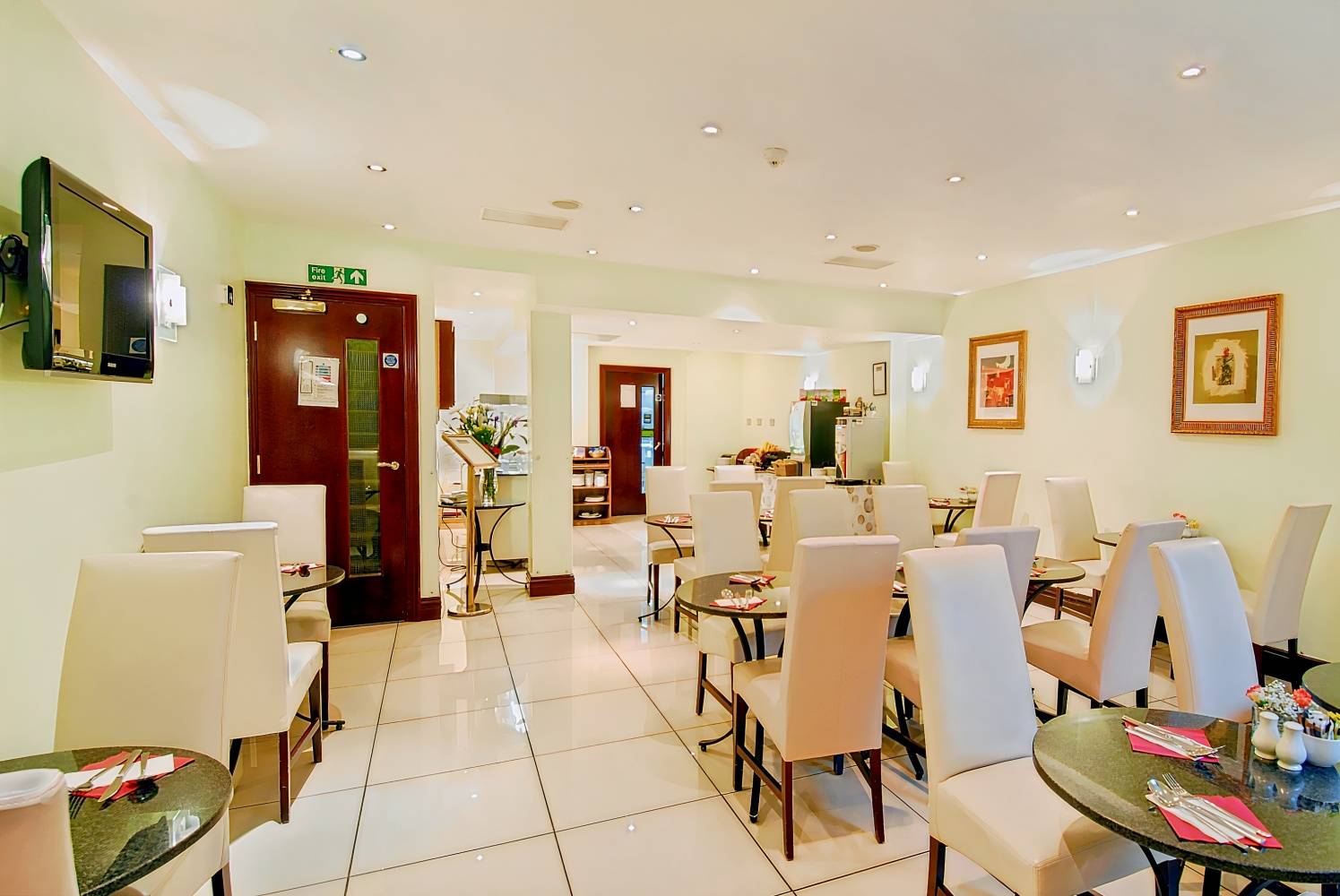 Shaftesbury Hyde Park International