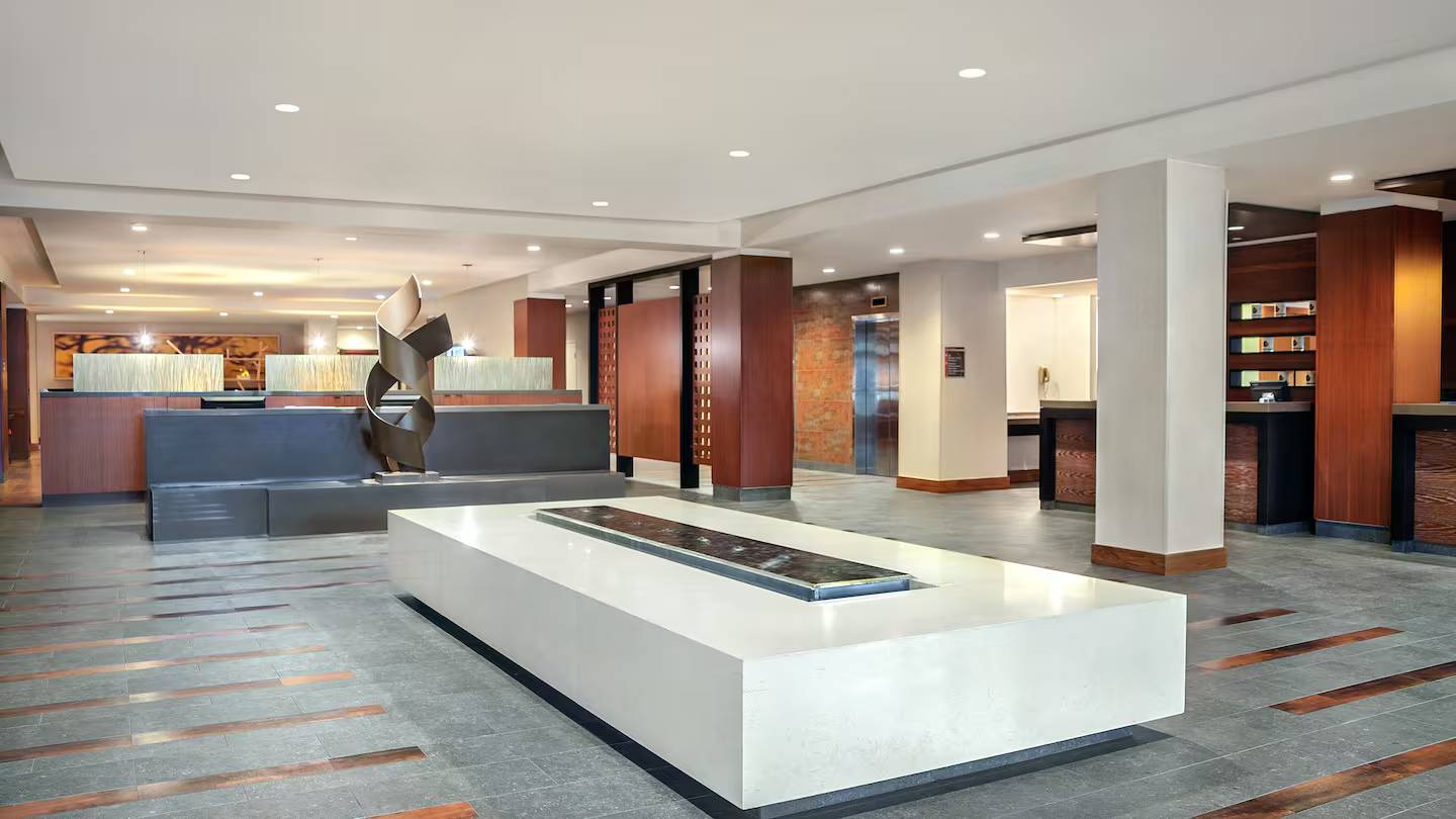 DoubleTree by Hilton San Francisco Airport