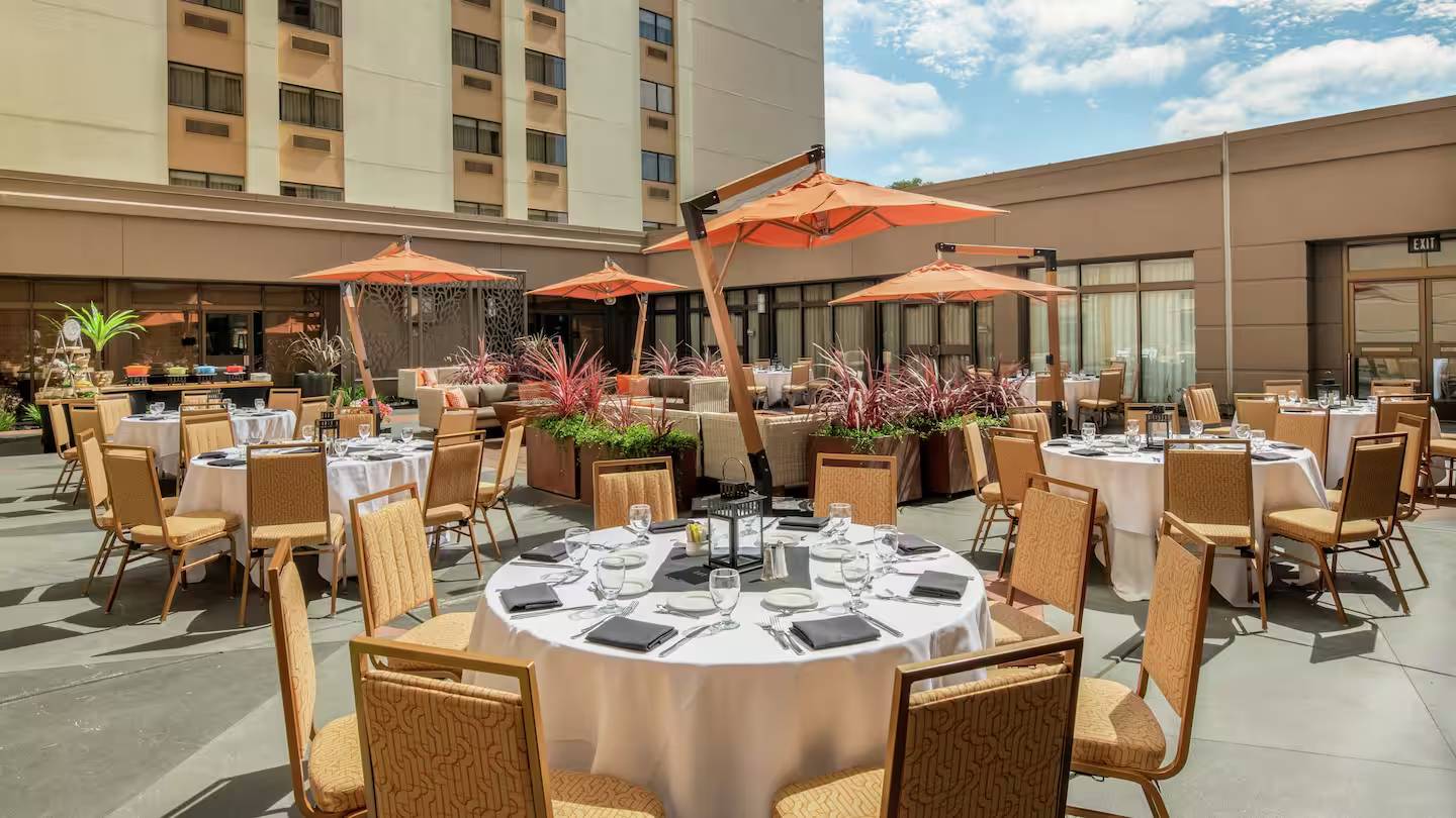 DoubleTree by Hilton San Francisco Airport