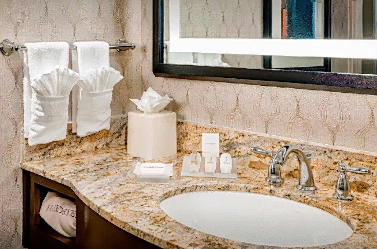 Hilton Garden Inn DC / Georgetown Area