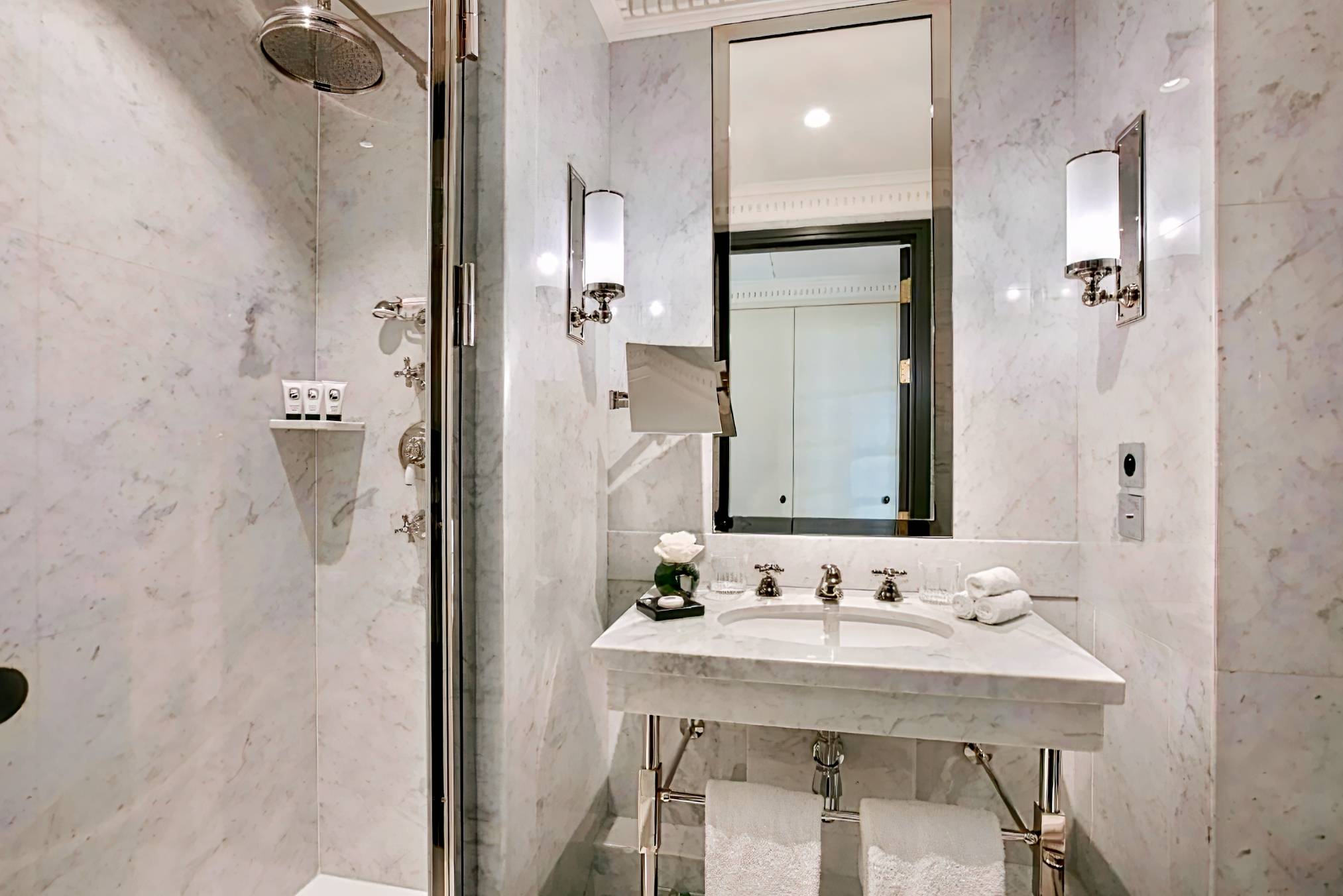 Hôtel de Berri Champs-Elysées, A Luxury Collection Hotel