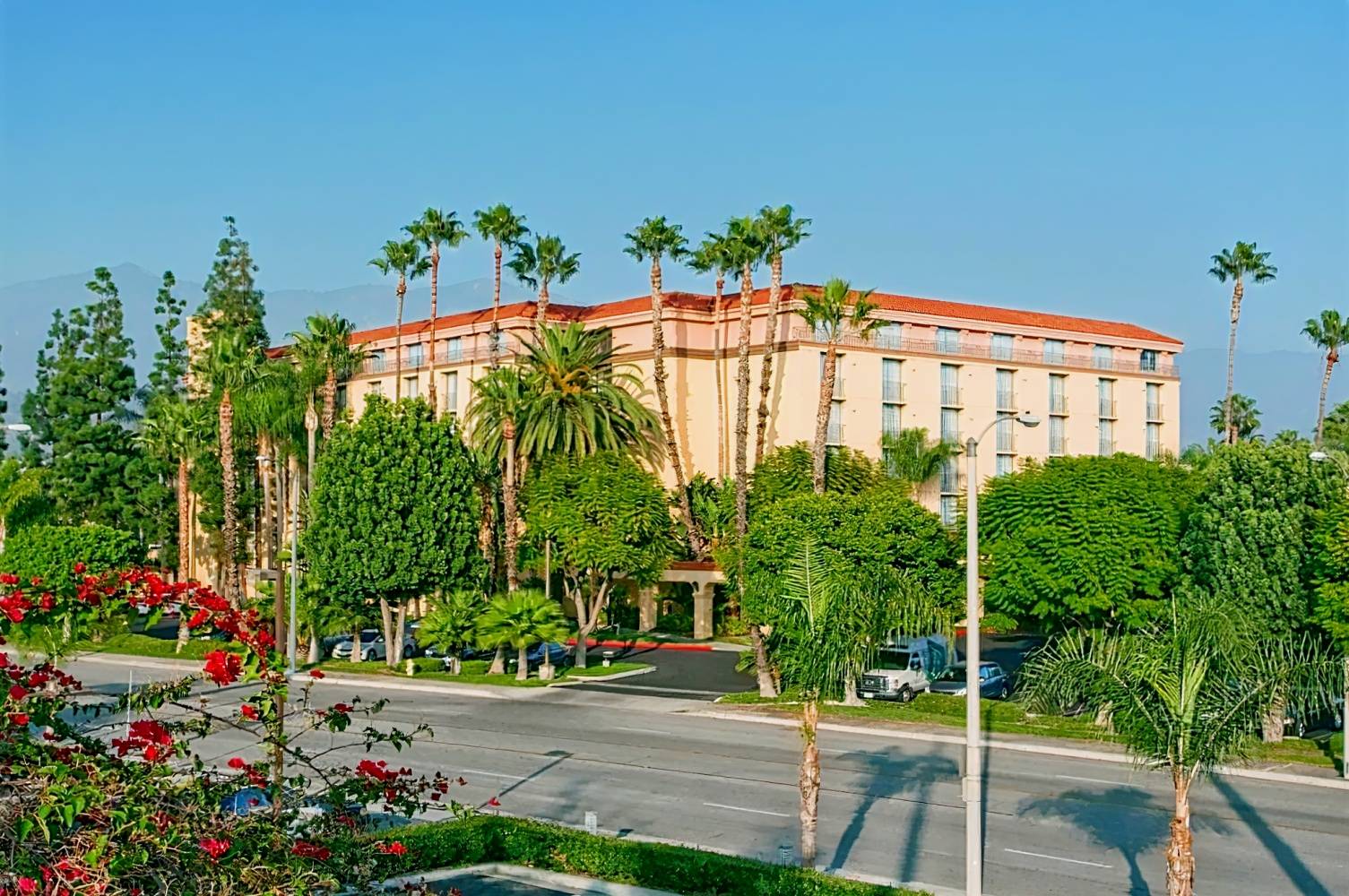 Embassy Suites by Hilton Arcadia Pasadena Area