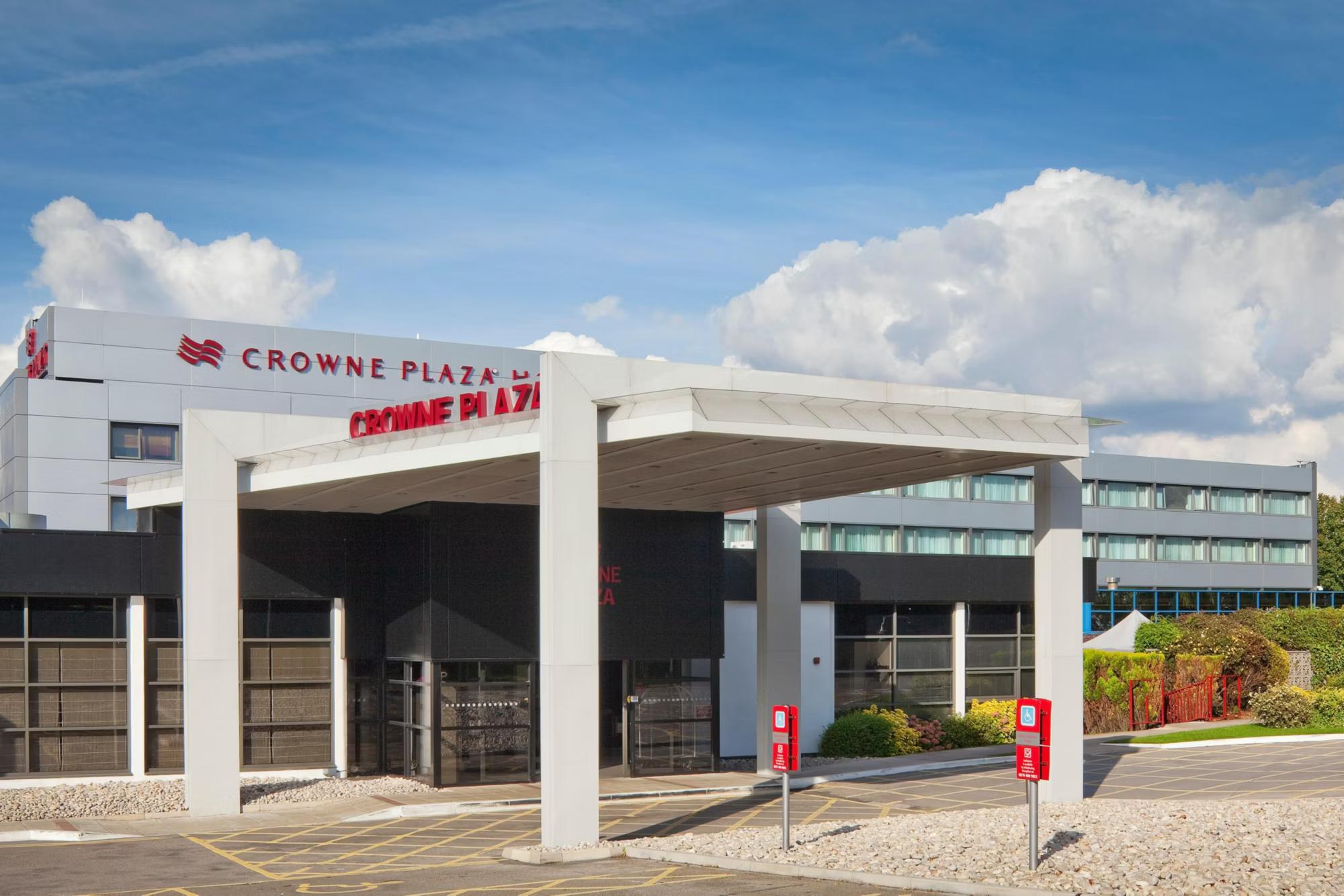 Crowne Plaza Manchester Airport, an IHG Hotel