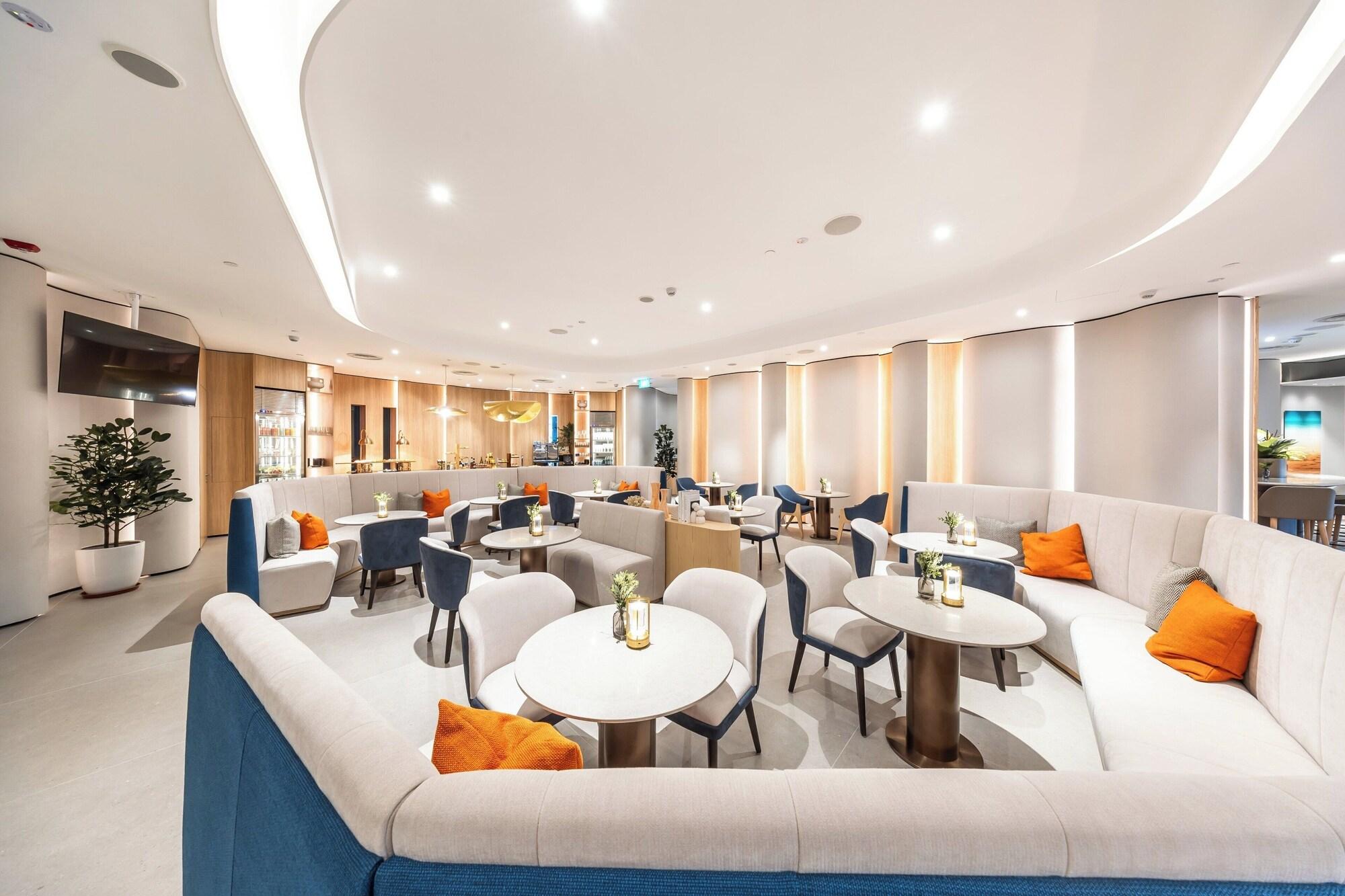 Crowne Plaza Changi Airport, an IHG Hotel