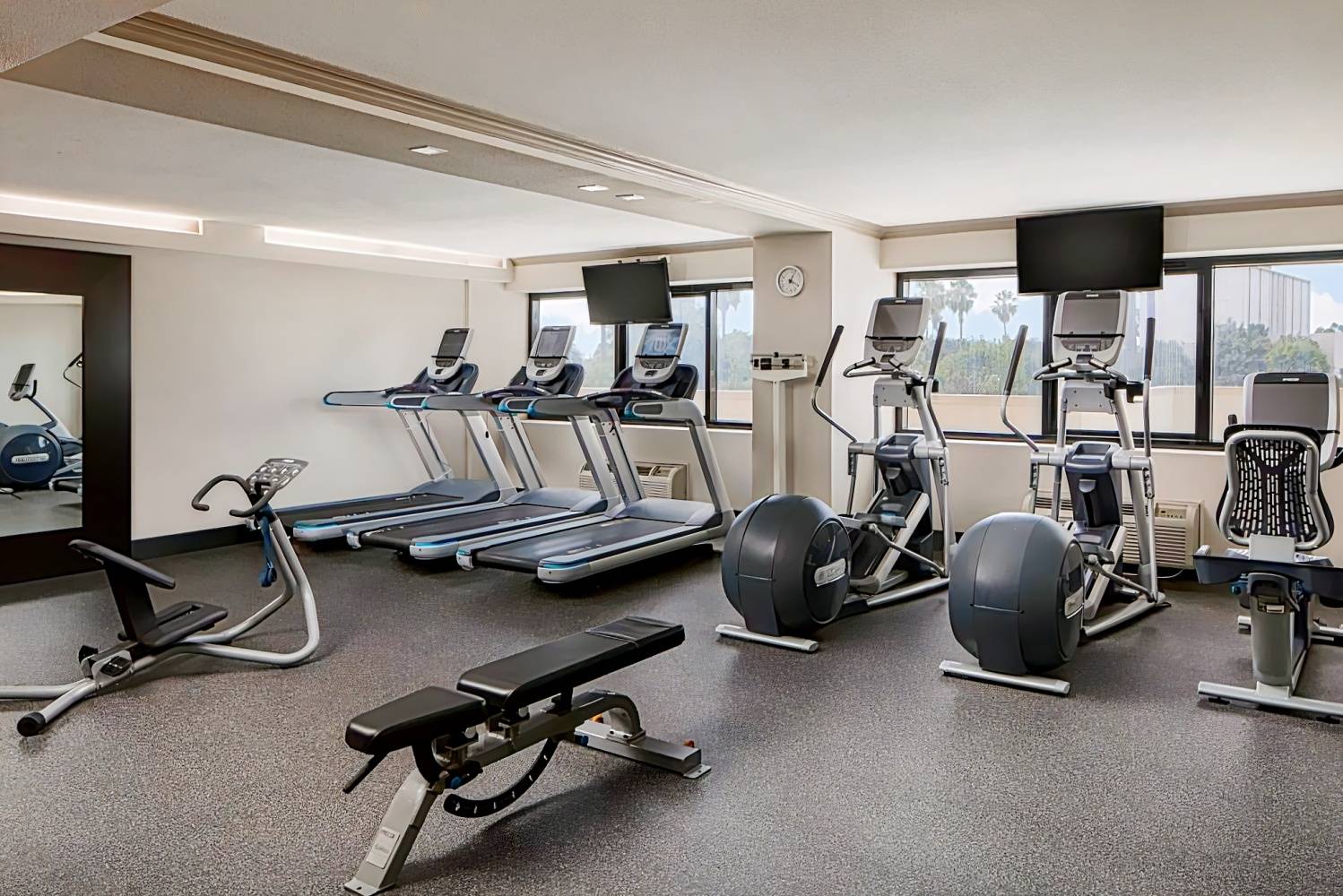 DoubleTree by Hilton Hotel Los Angeles - Norwalk