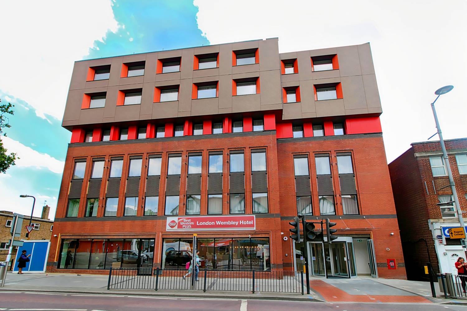 Best Western Plus London Wembley Hotel