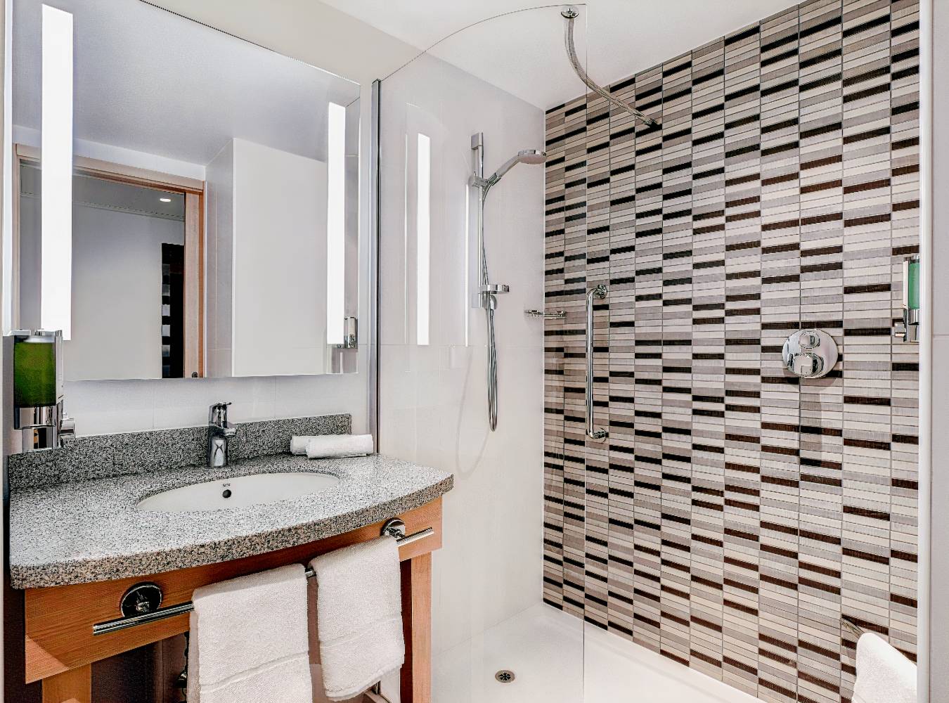 Hampton By Hilton Bristol Airport