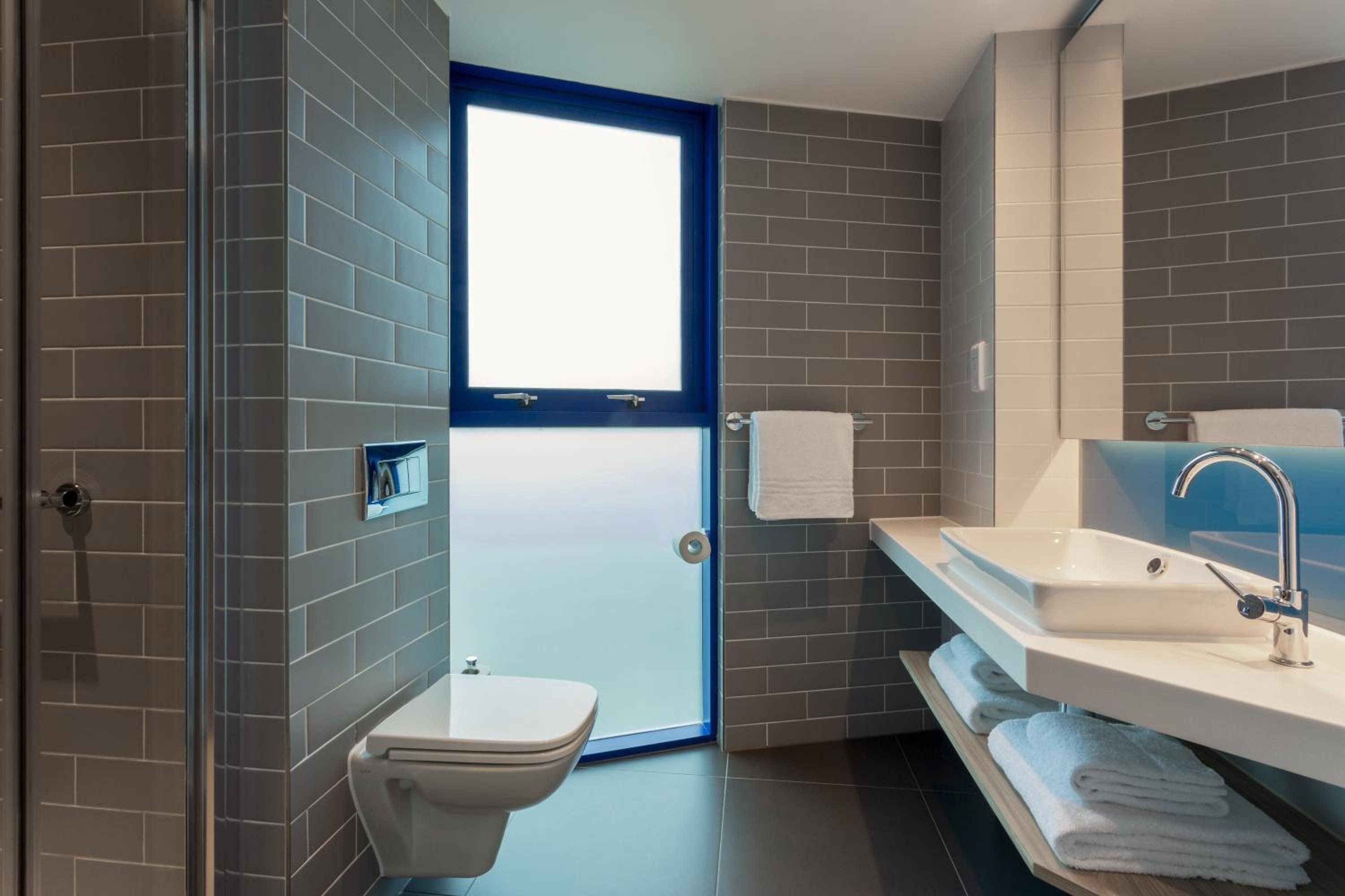 Holiday Inn Express Southampton - M27, J7, an IHG Hotel