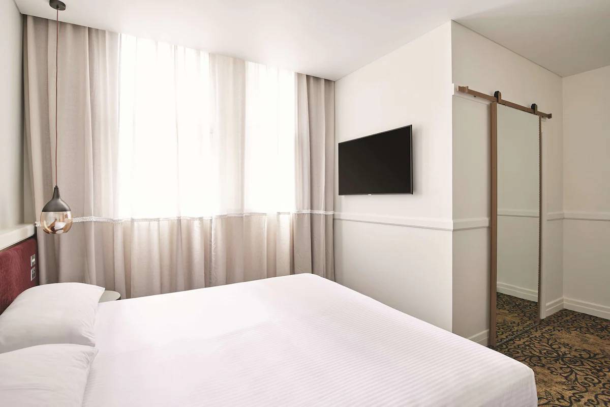 Rendezvous Hotel Melbourne