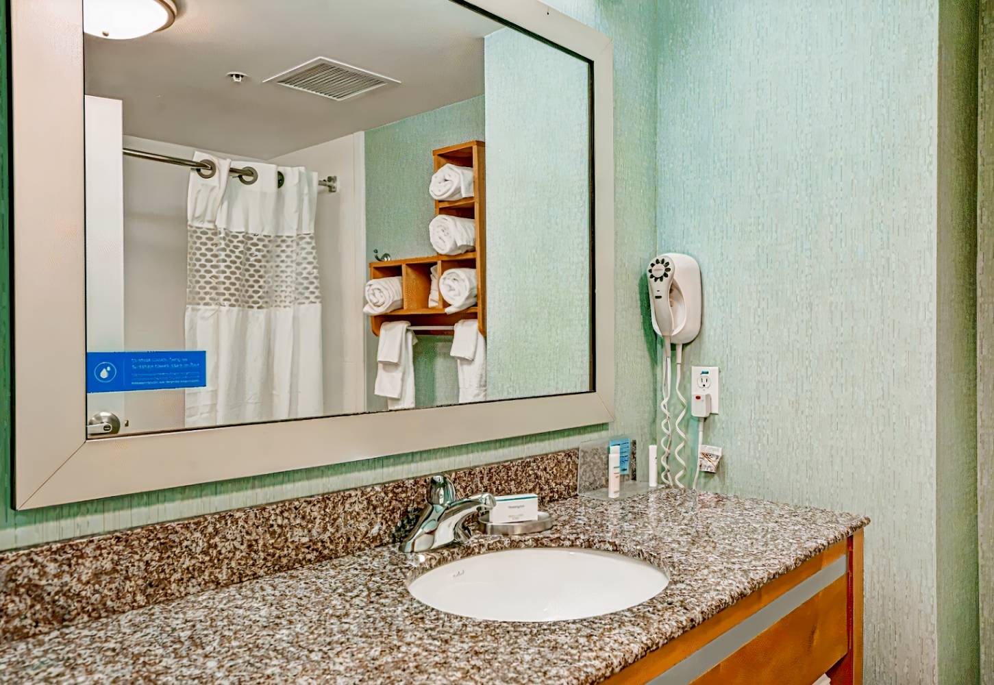 Hampton Inn & Suites Sarasota / Bradenton-Airport