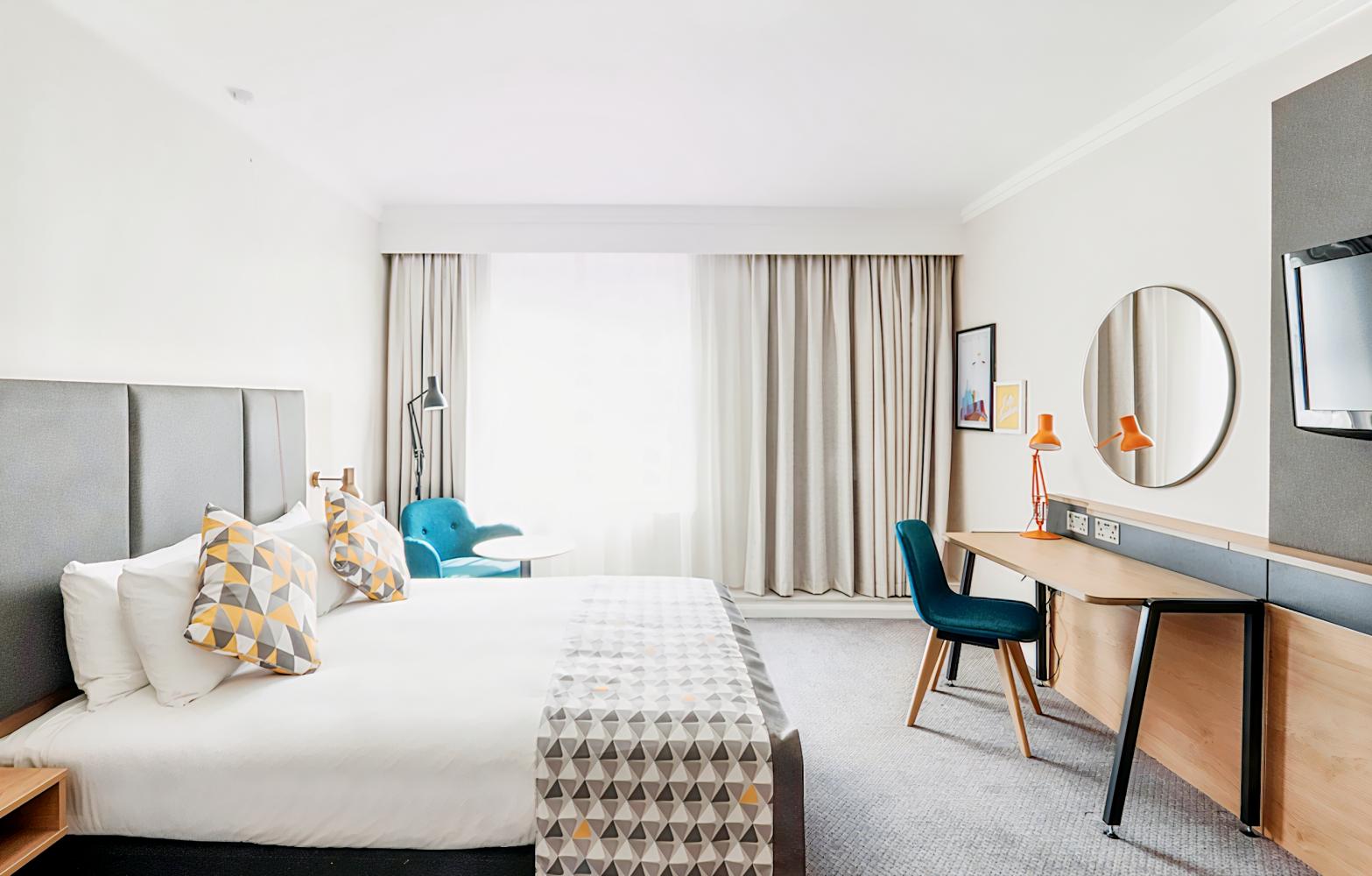 Holiday Inn Farnborough, an IHG Hotel