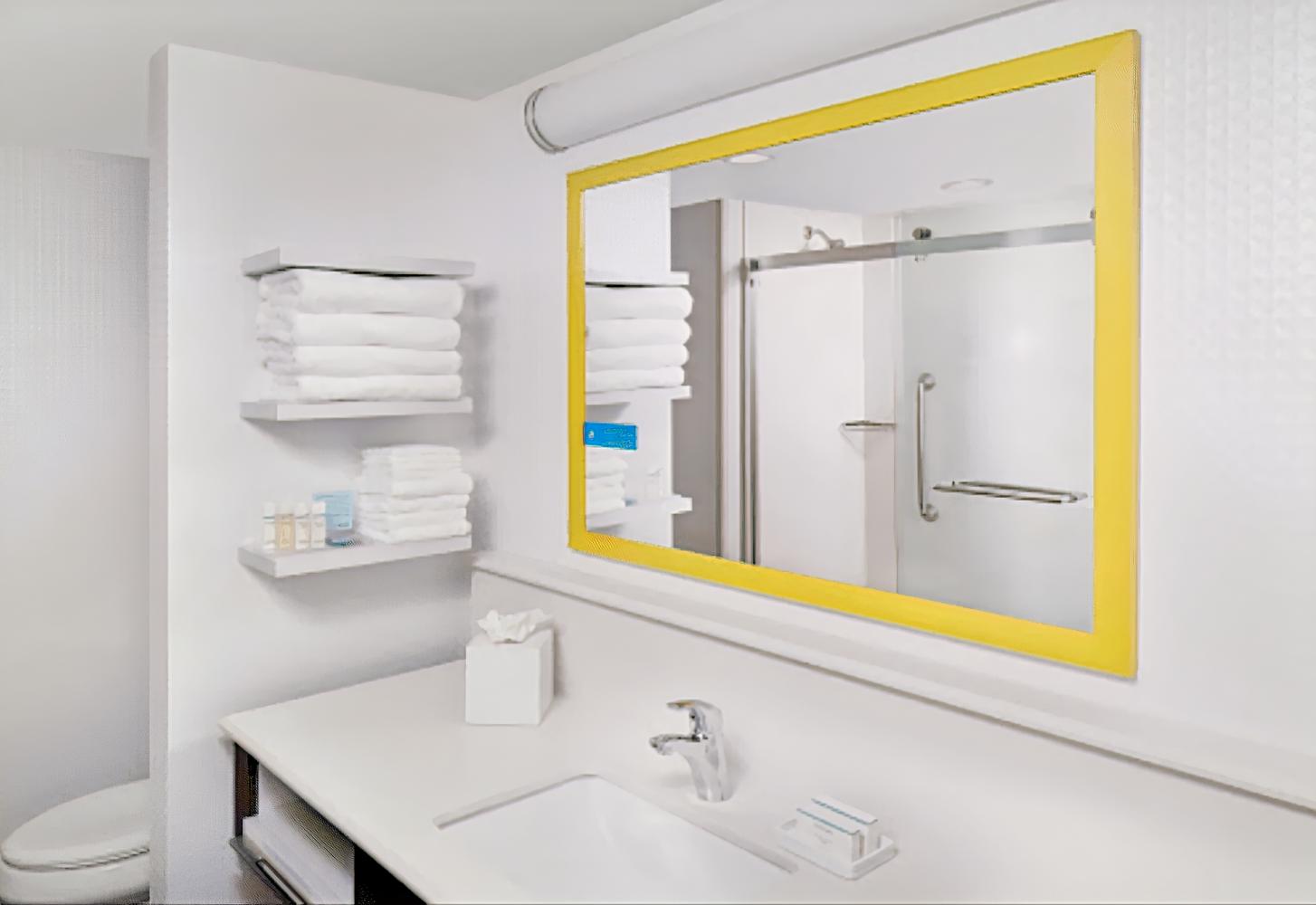 Hampton Inn Miami Airport East