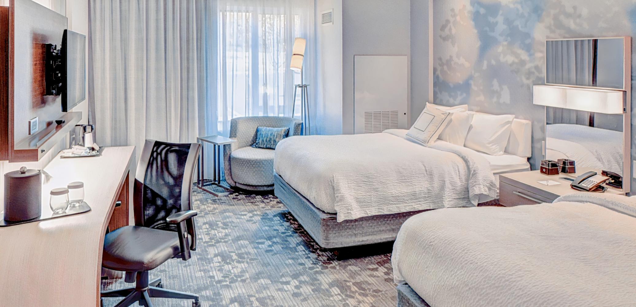 Courtyard by Marriott Appleton Riverfront