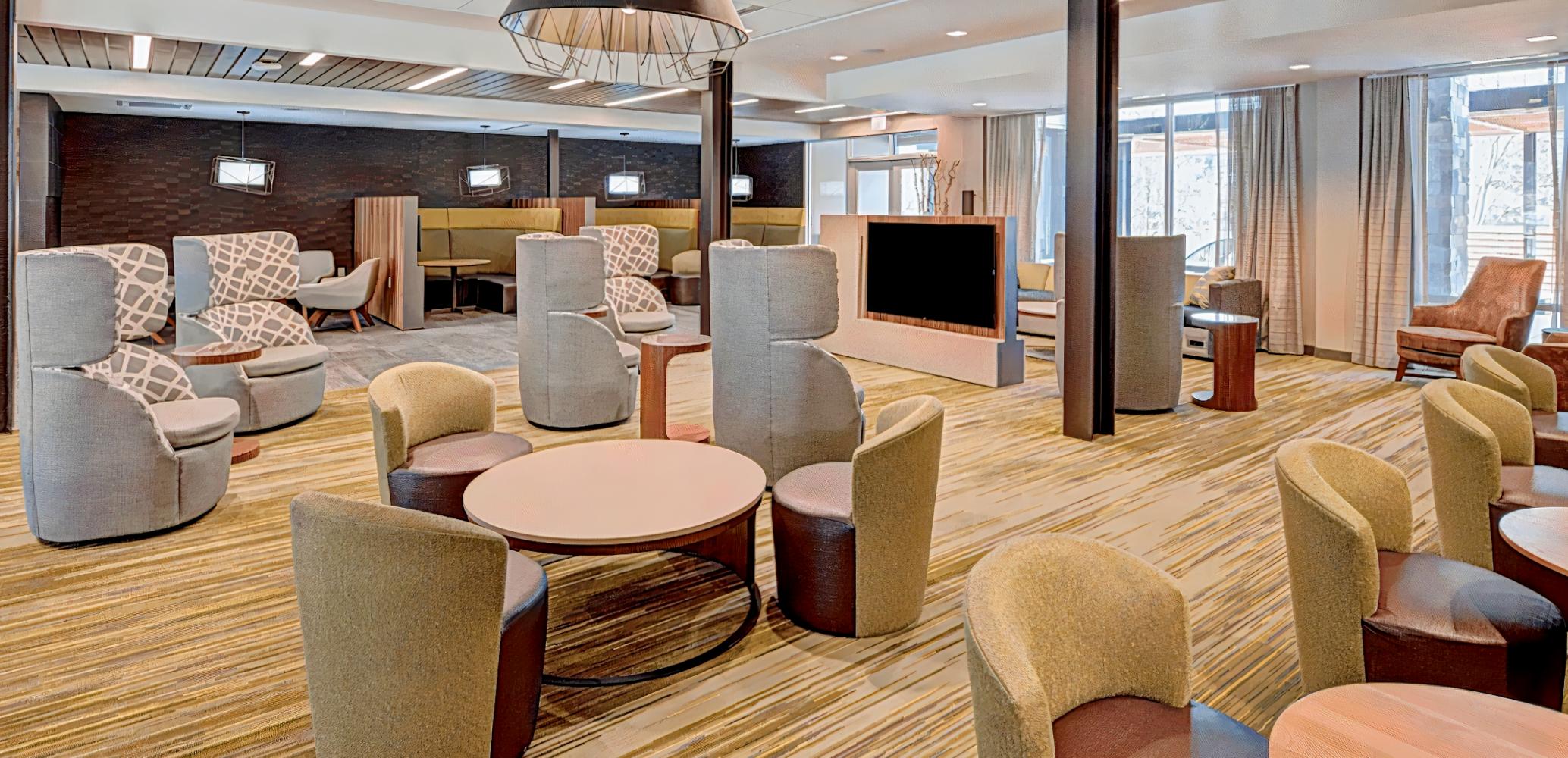 Courtyard by Marriott Appleton Riverfront