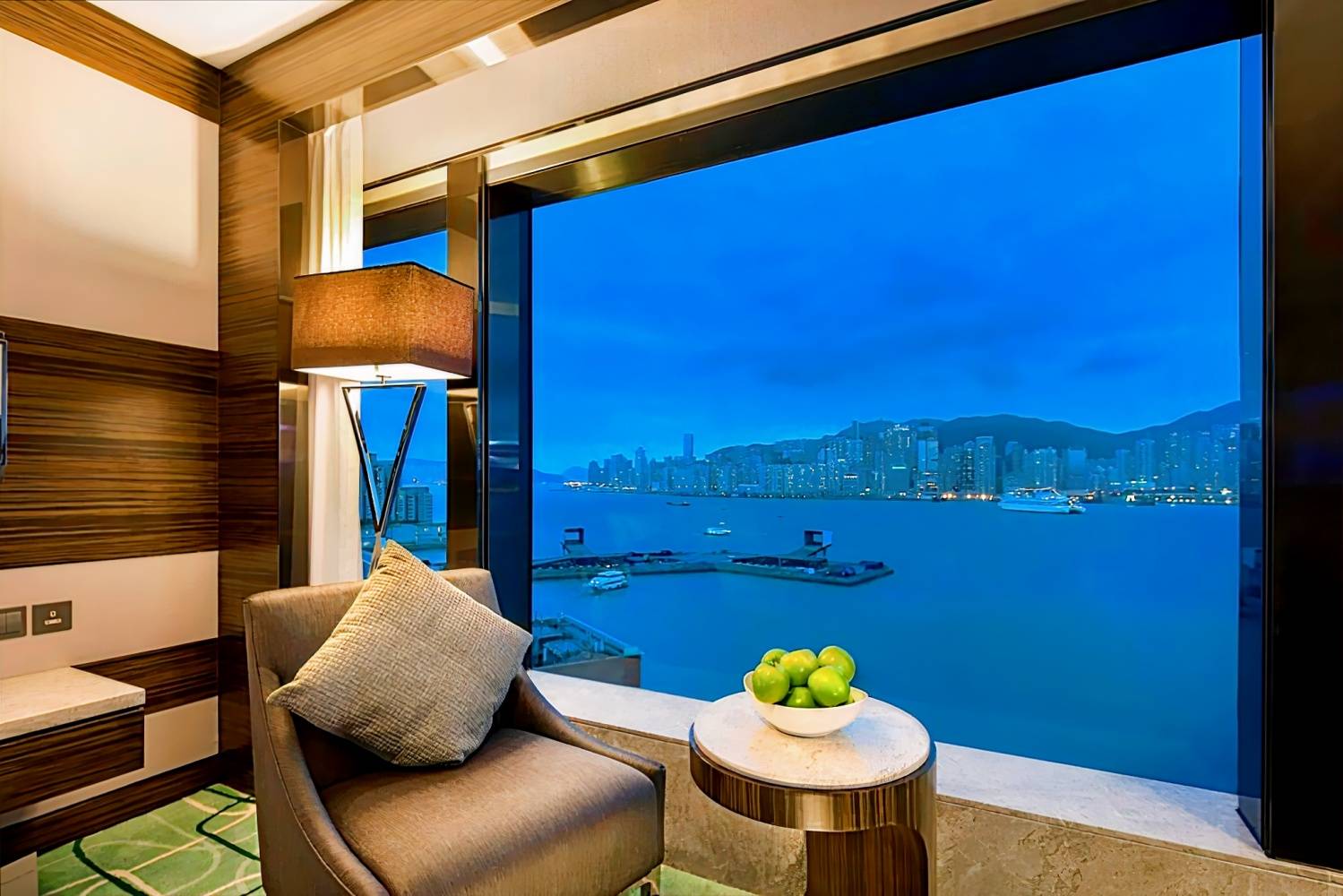 New World Millennium Hong Kong Hotel