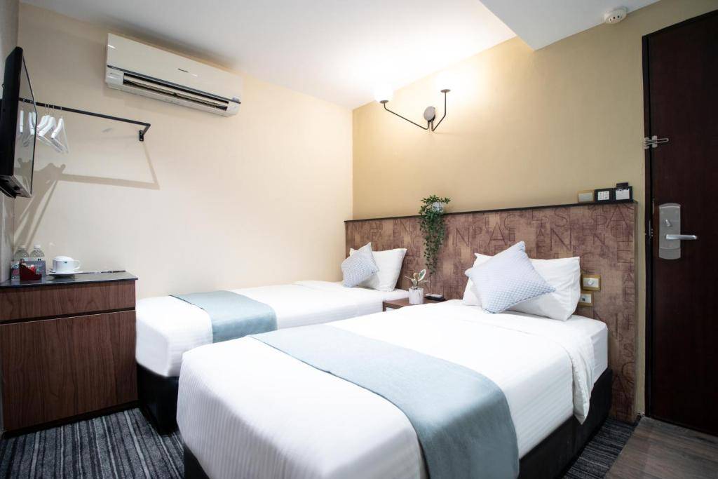 Harbour Ville Hotel - Hamilton