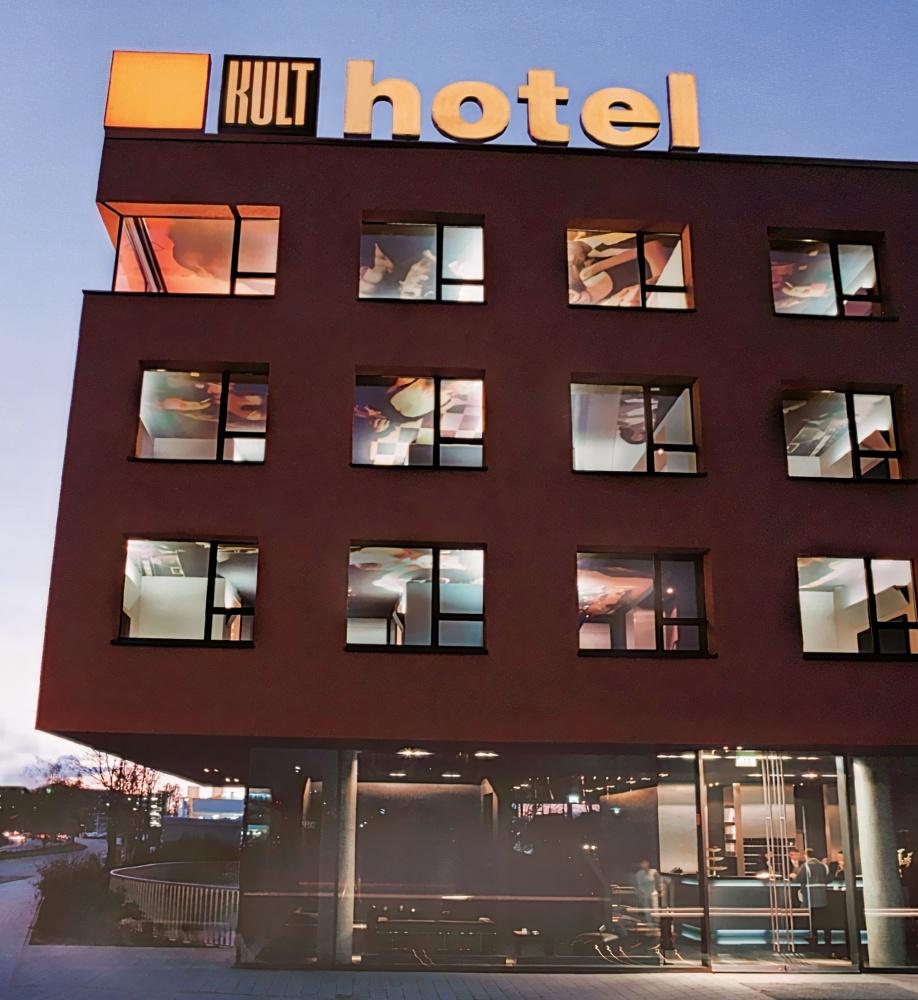 Kult Hotel