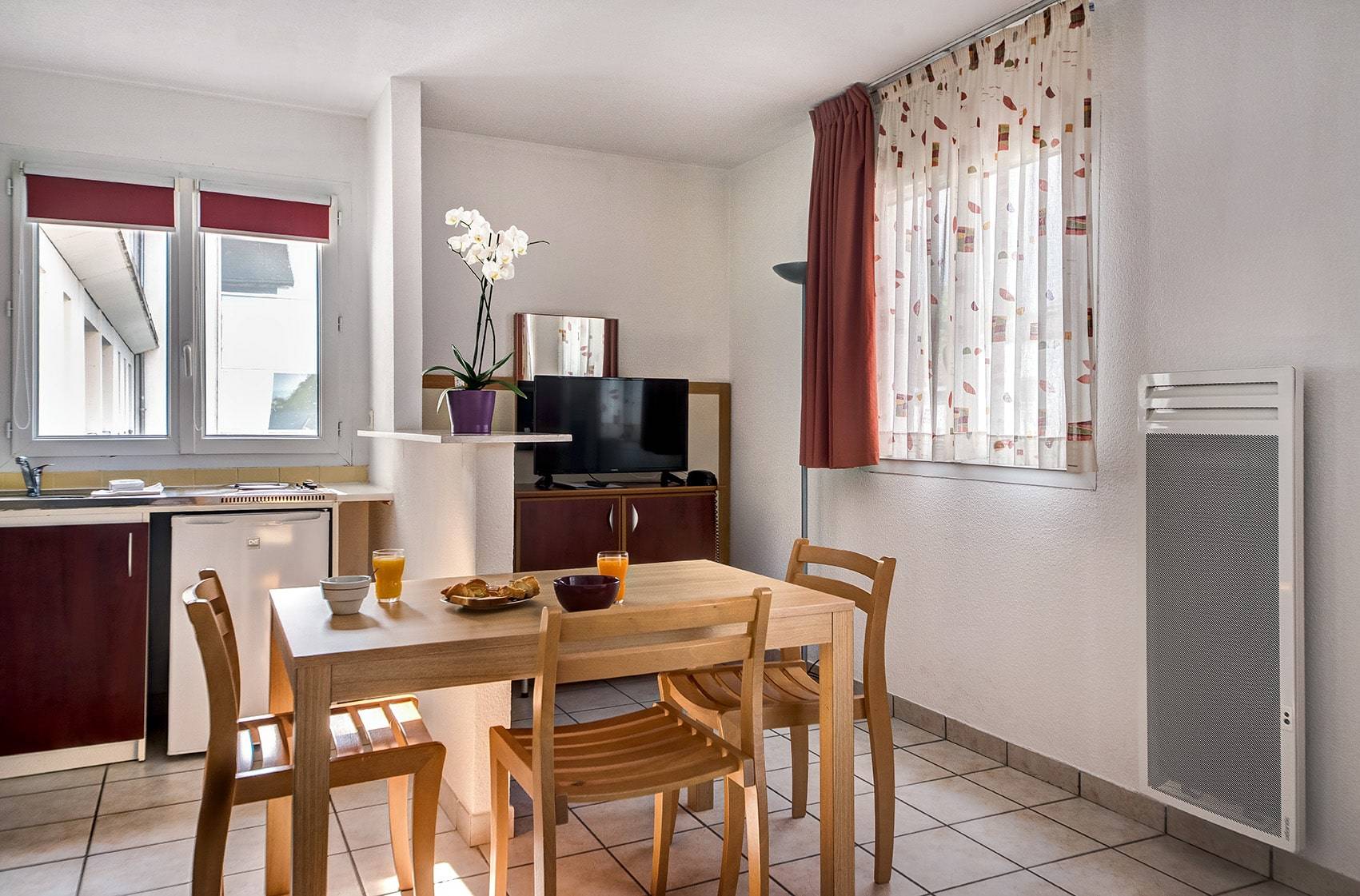 Zénitude Hôtel Divonne-les-Bains La Versoix