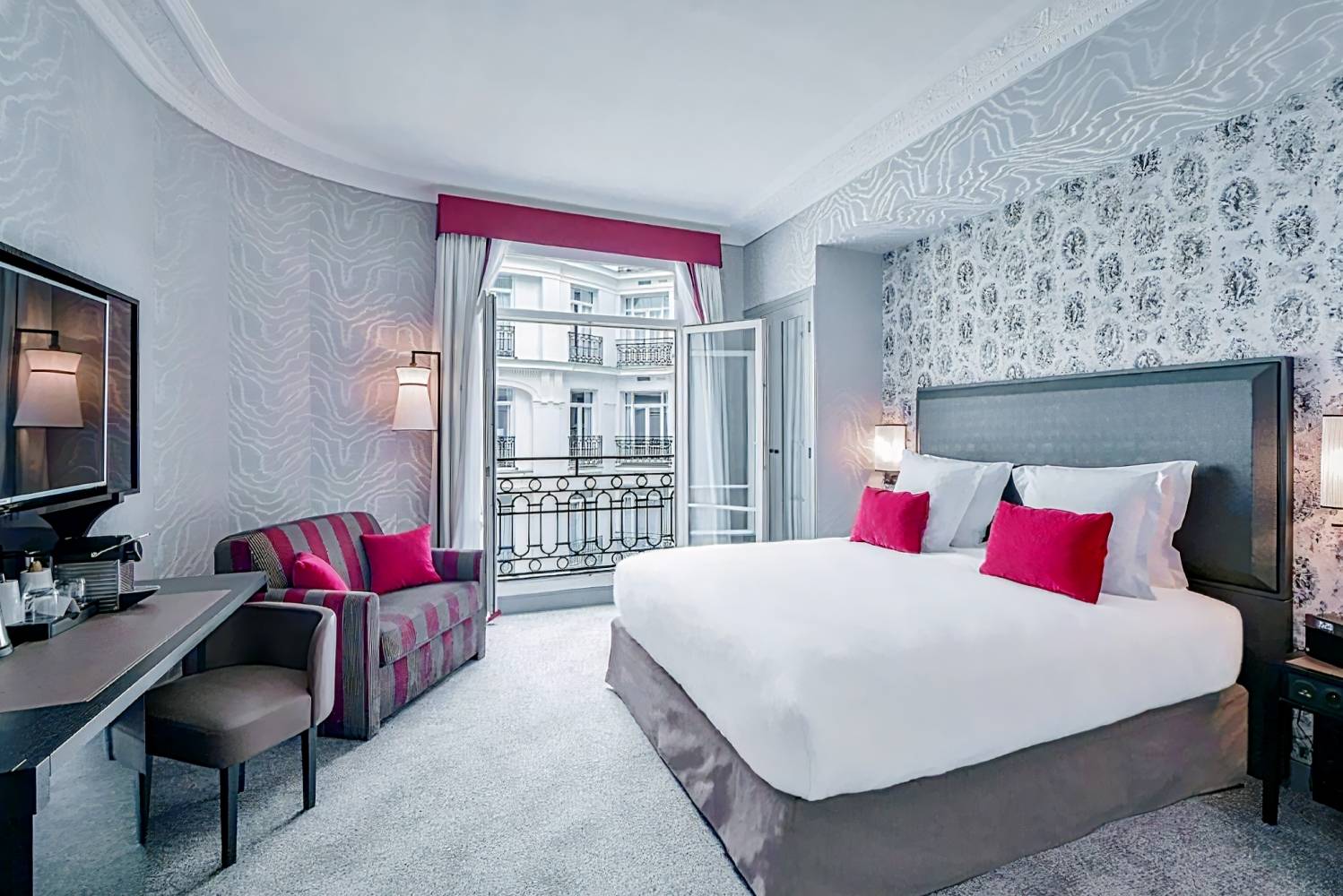 Maison Astor Paris, Curio Collection by Hilton