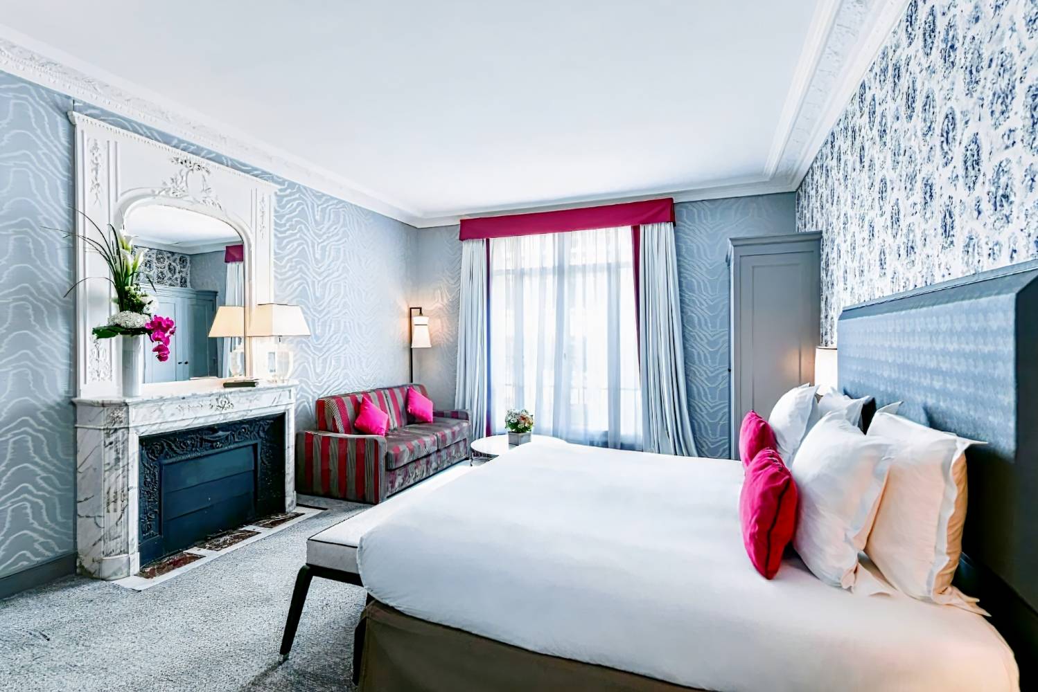 Maison Astor Paris, Curio Collection by Hilton