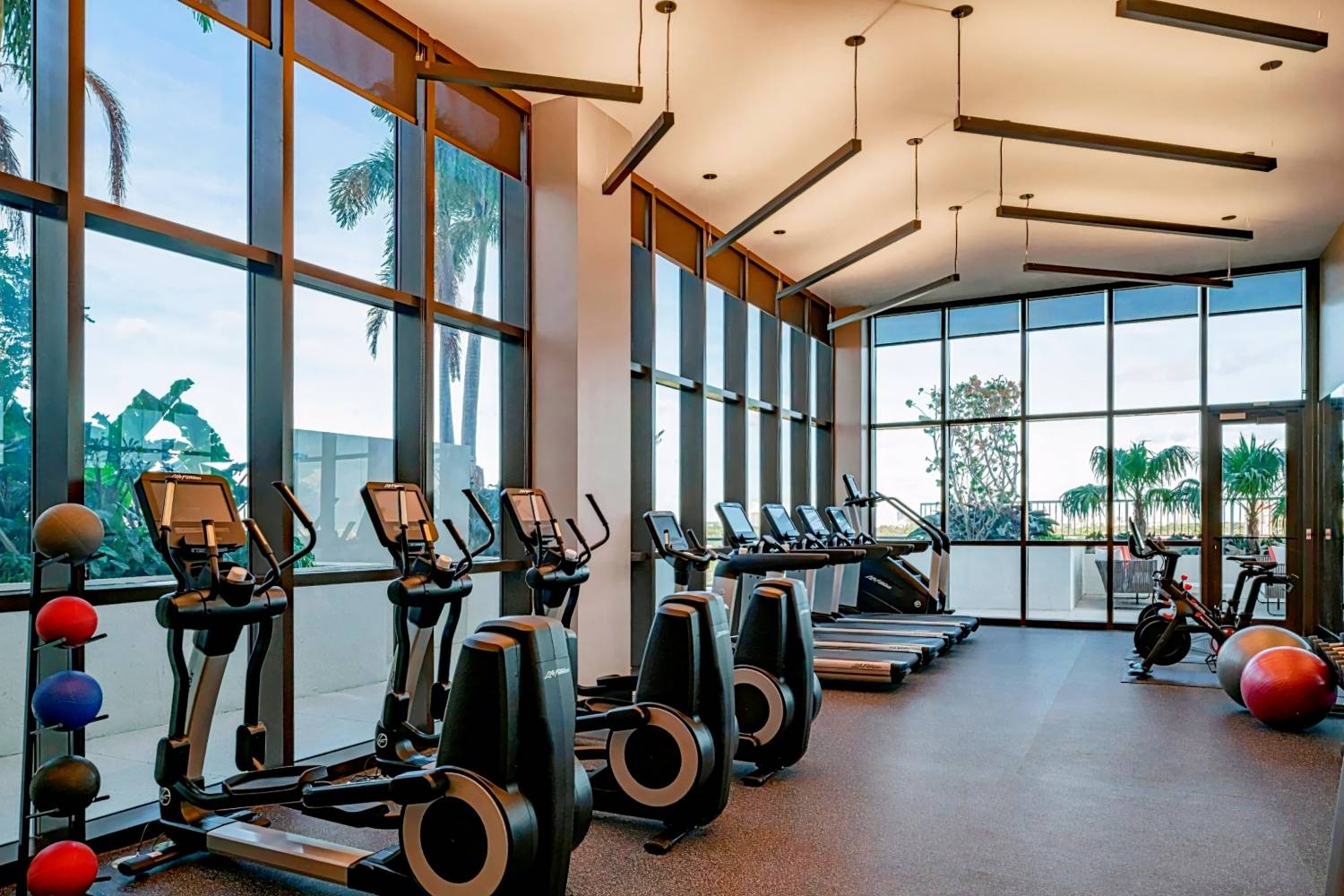 Element Fort Lauderdale Downtown