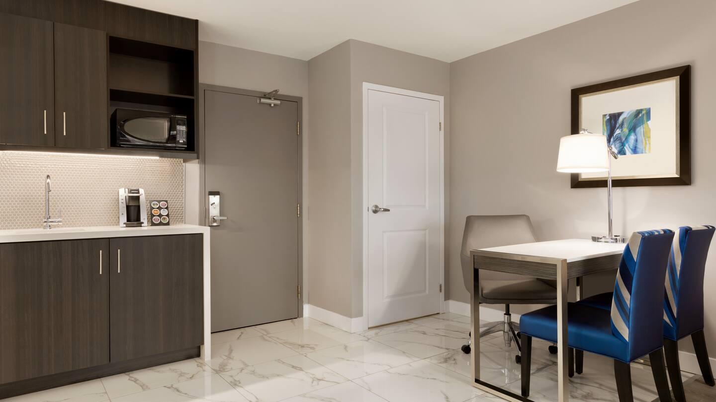 Embassy Suites by Hilton Toronto Airport