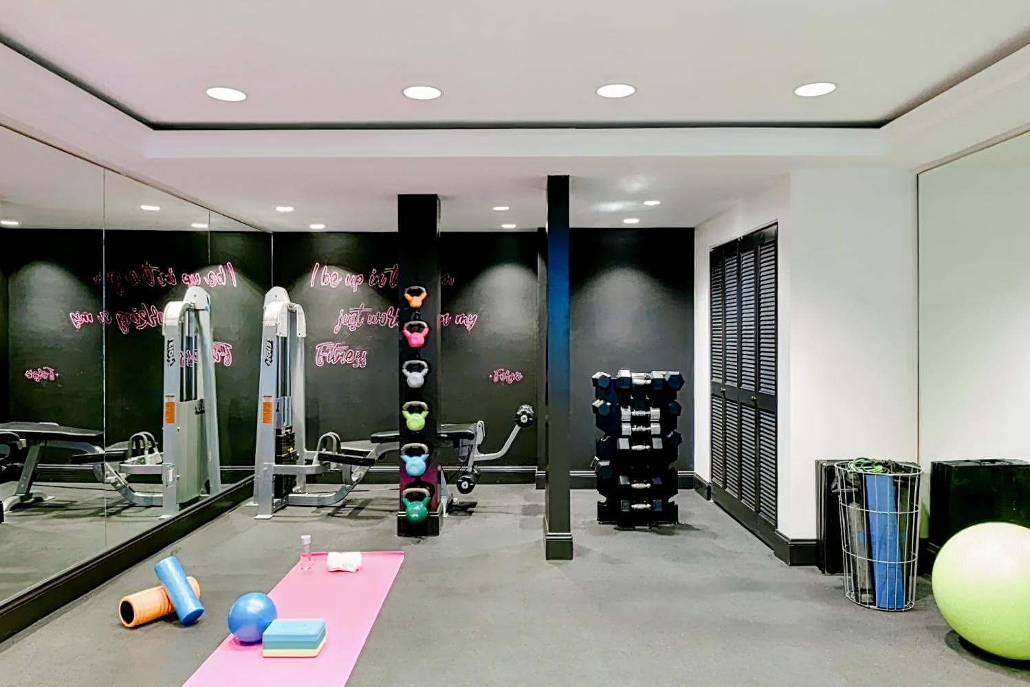 Montrose All Suites Hotel at Beverly Hills