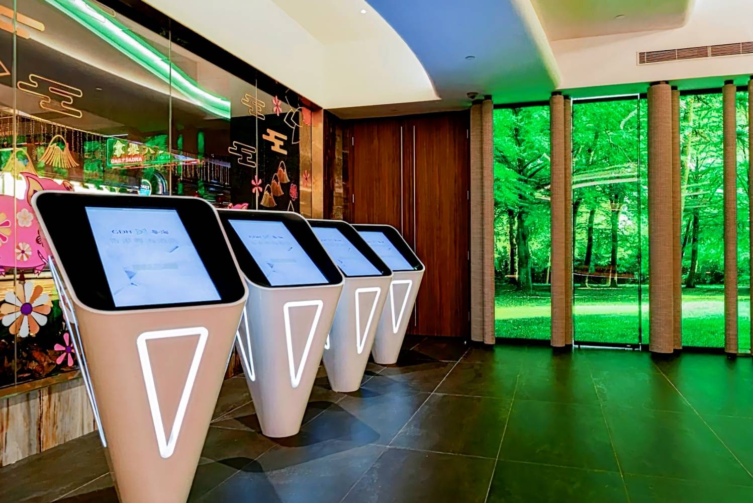 Oasis Avenue - a GDH Hotel