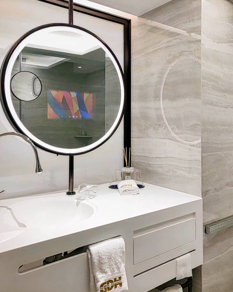 Oasis Avenue - a GDH Hotel