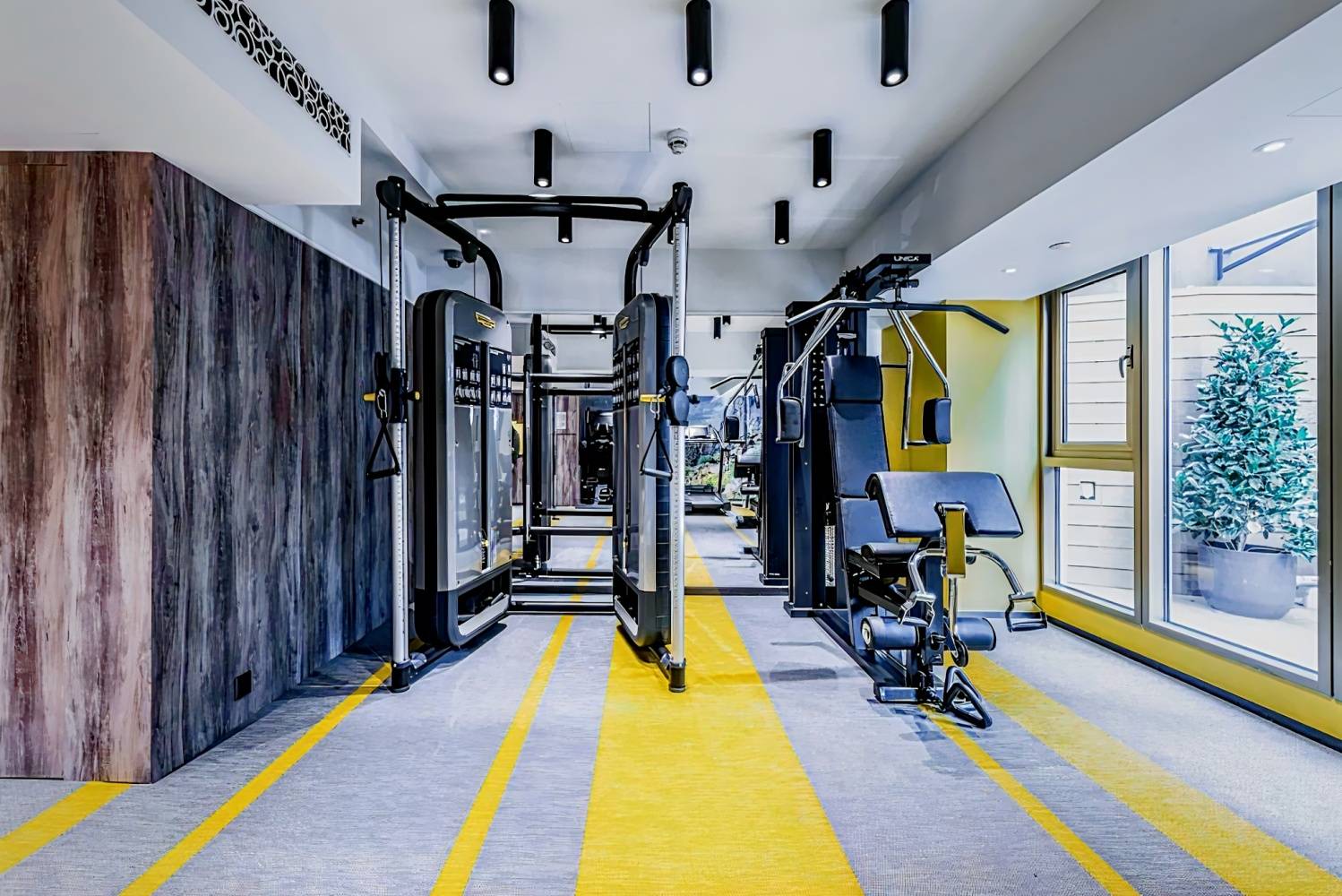 Oasis Avenue - a GDH Hotel