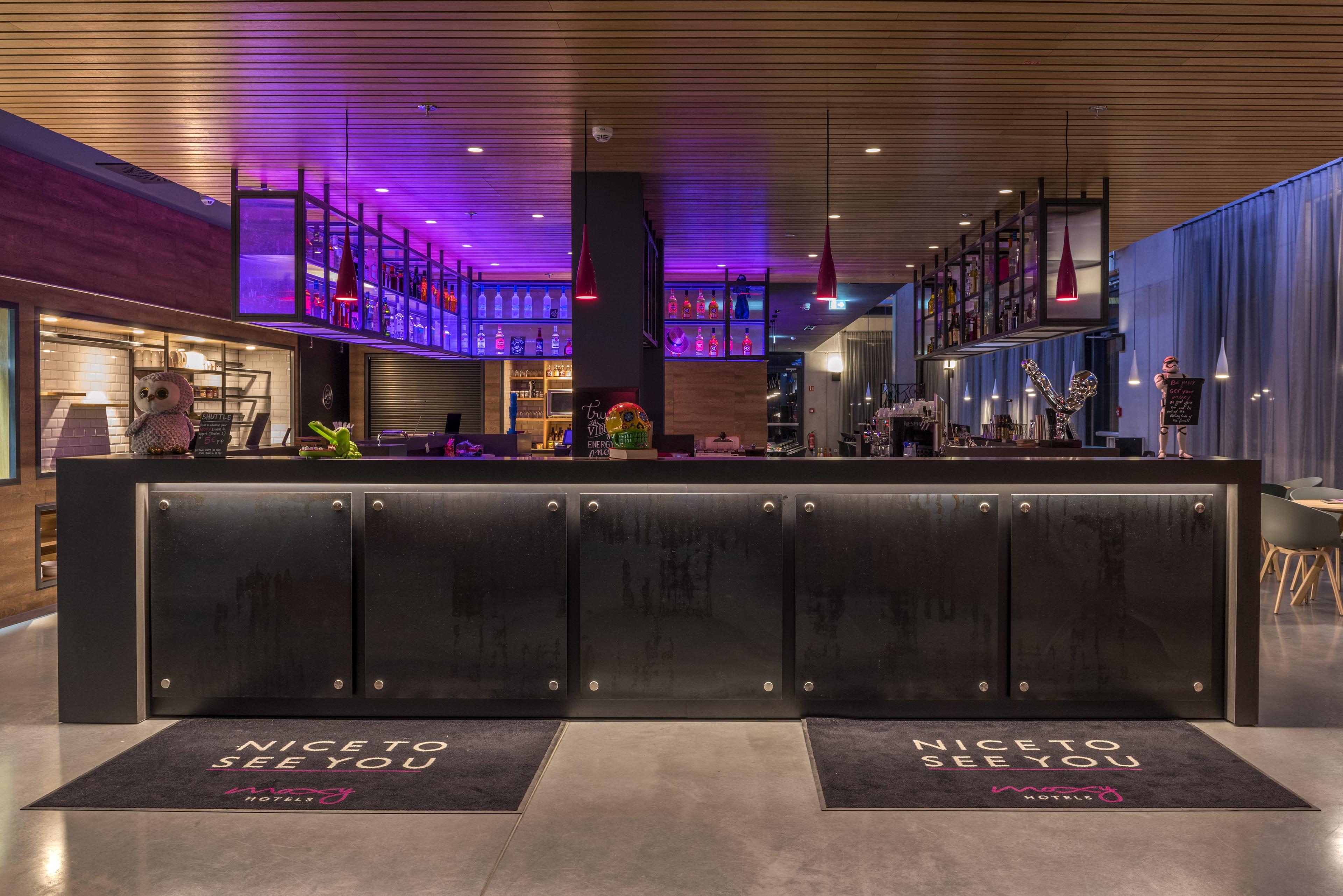 Moxy Edinburgh Airport (old)