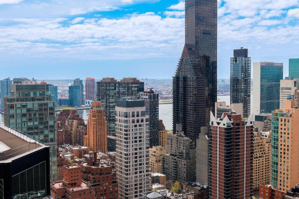 Courtyard by Marriott New York Manhattan/Midtown East