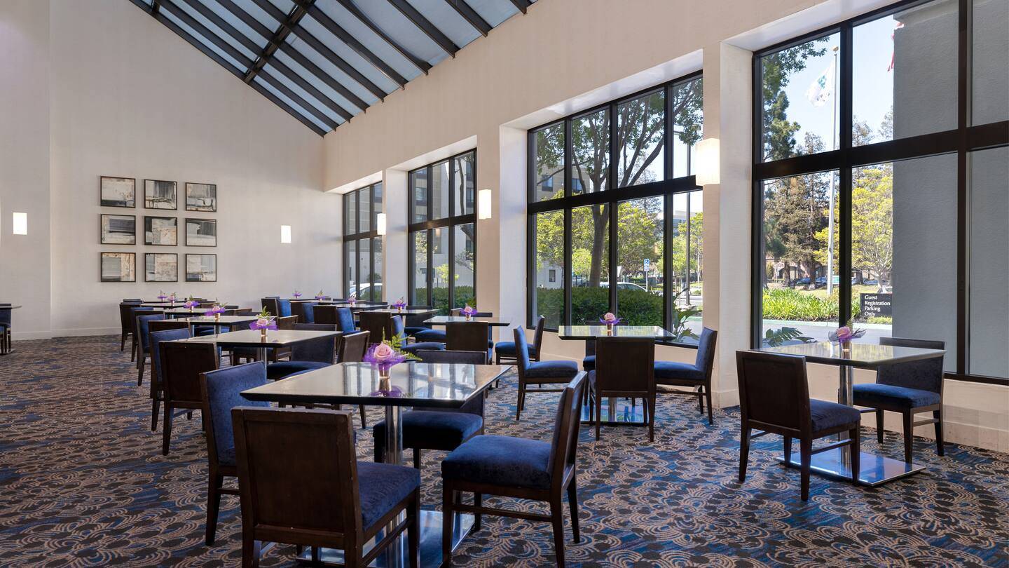 Embassy Suites by Hilton Santa Clara Silicon Valley