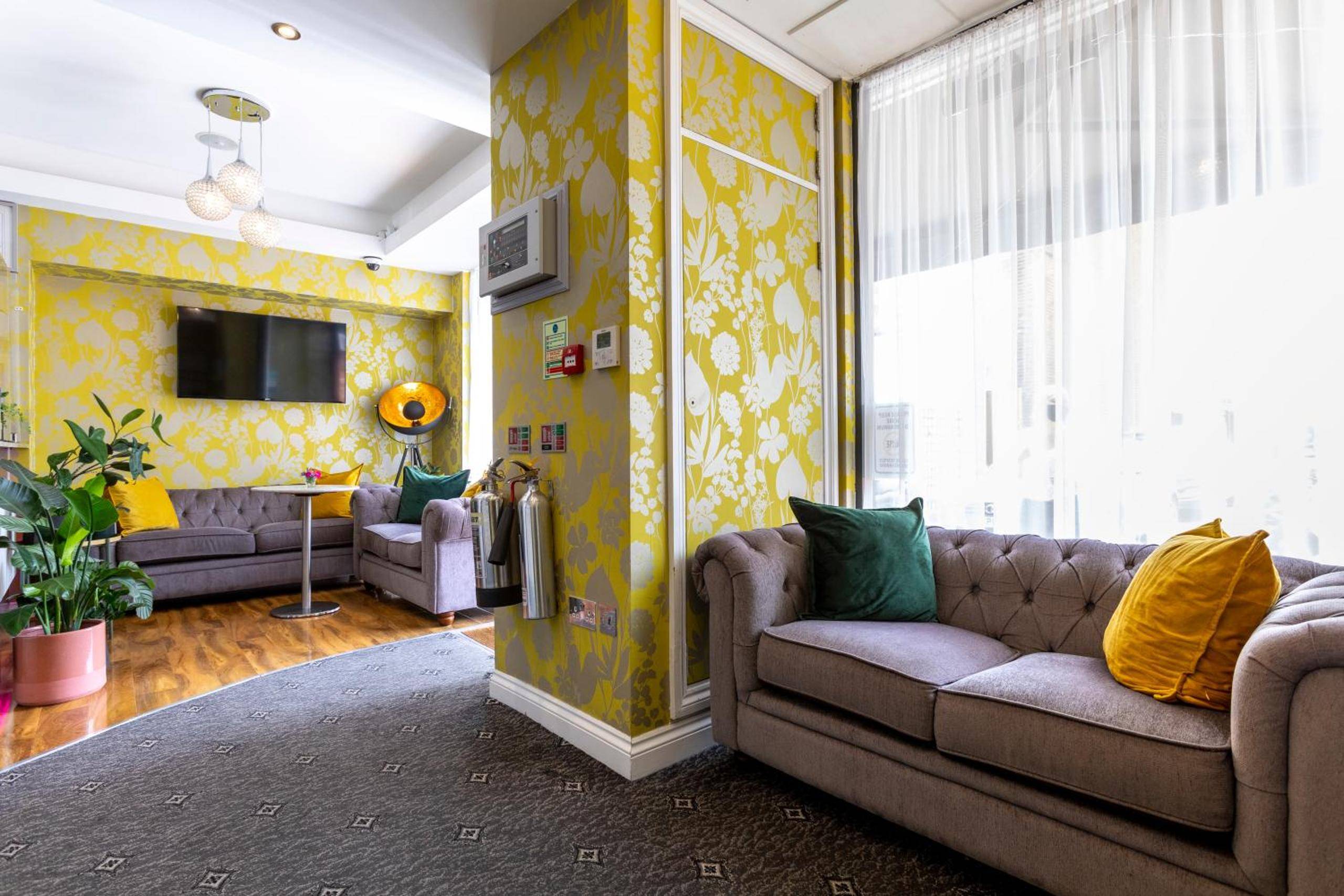 Hotel Shepherds Bush London