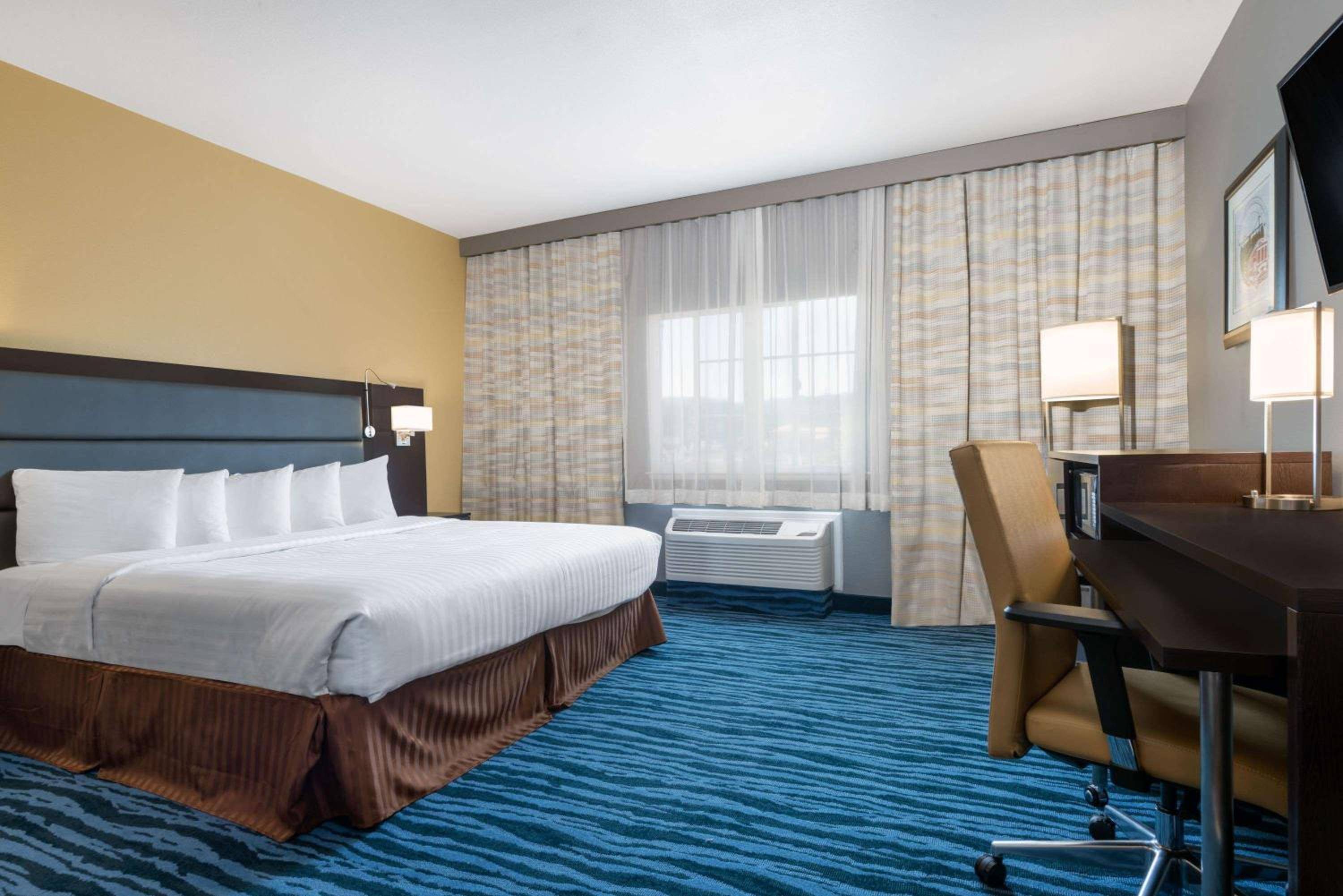 Hotel 1550 SFO Airport