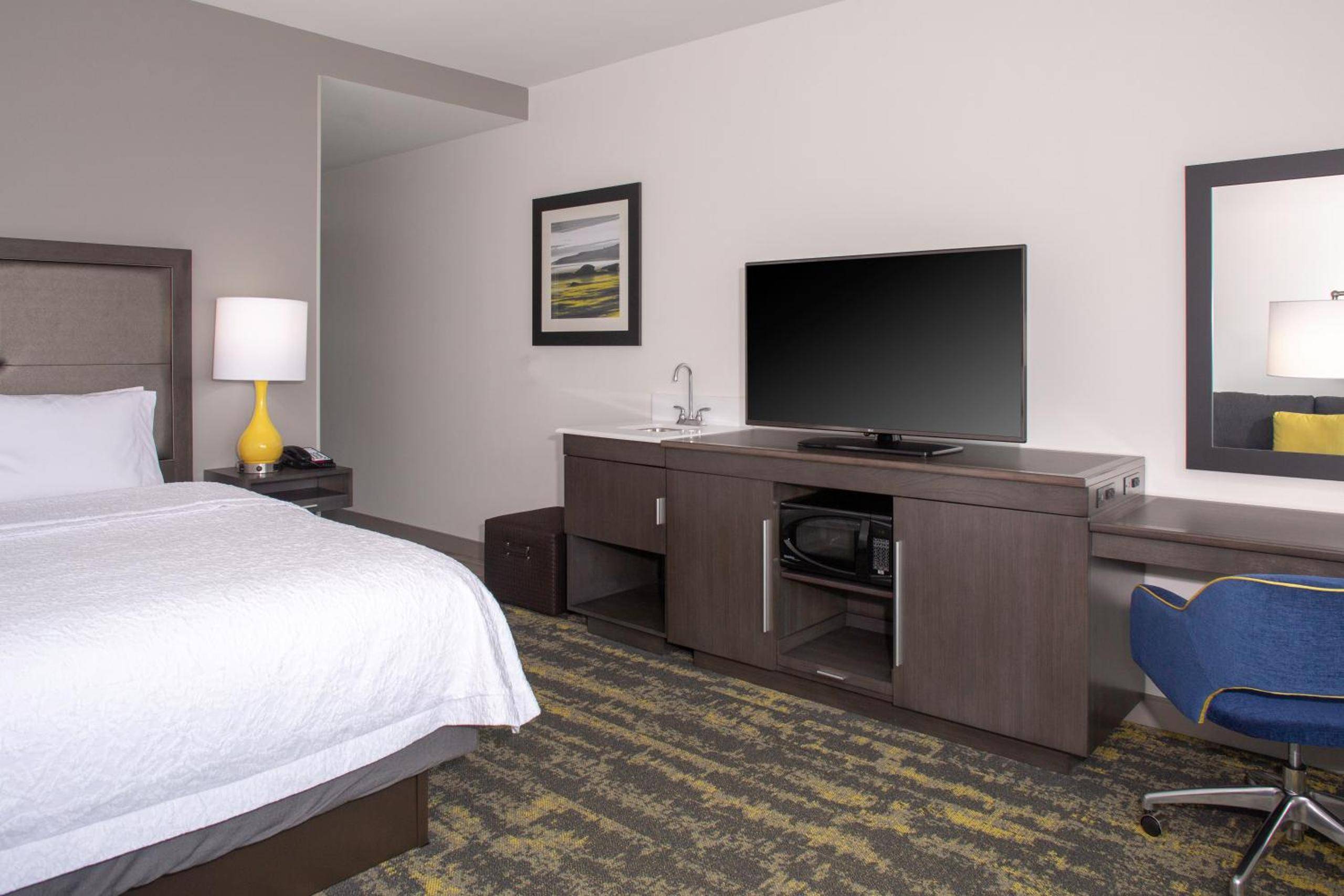 Hampton Inn & Suites by Hilton Irvine - Orange County Airport