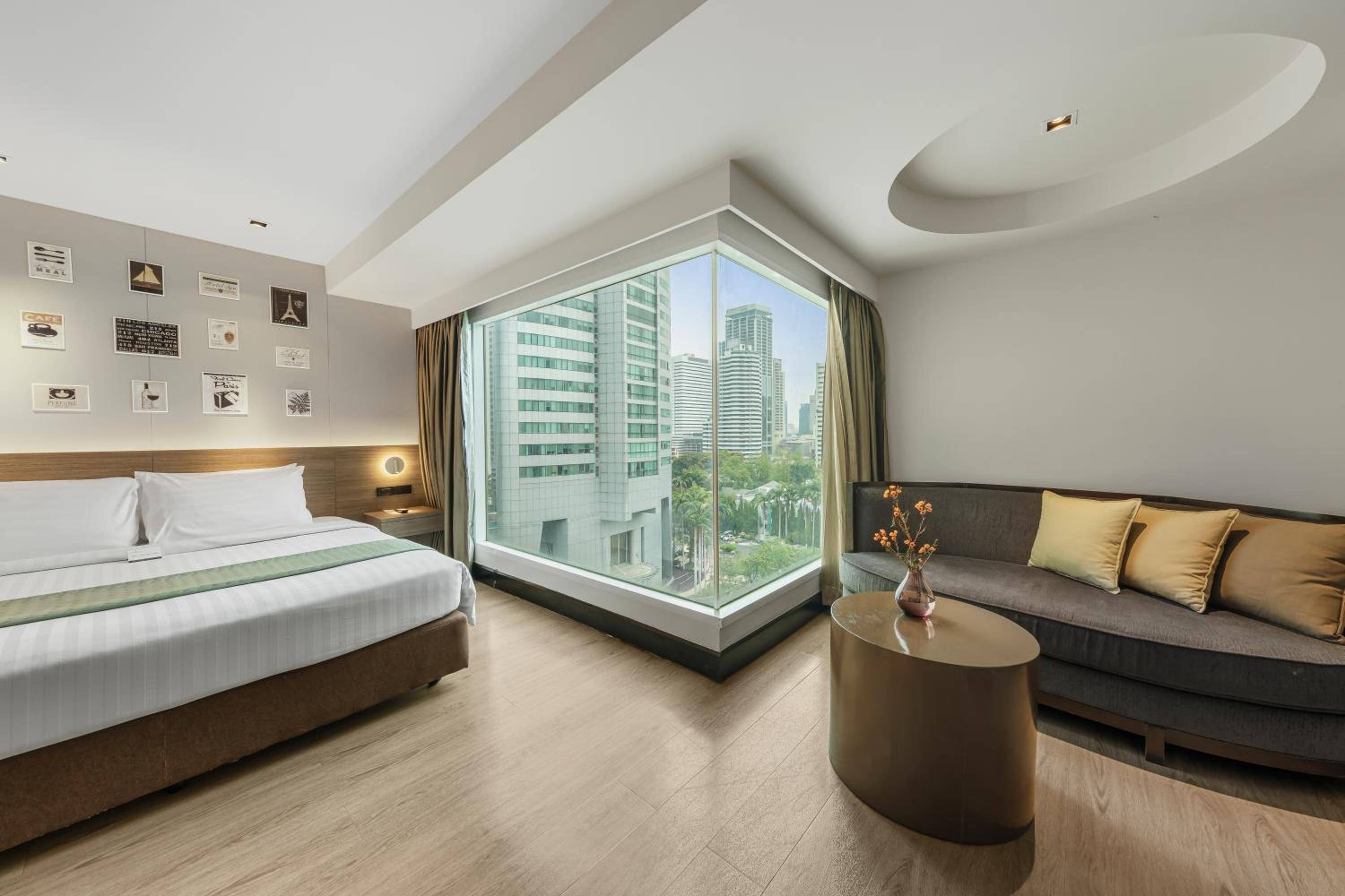 Golden Tulip Mandison Suites