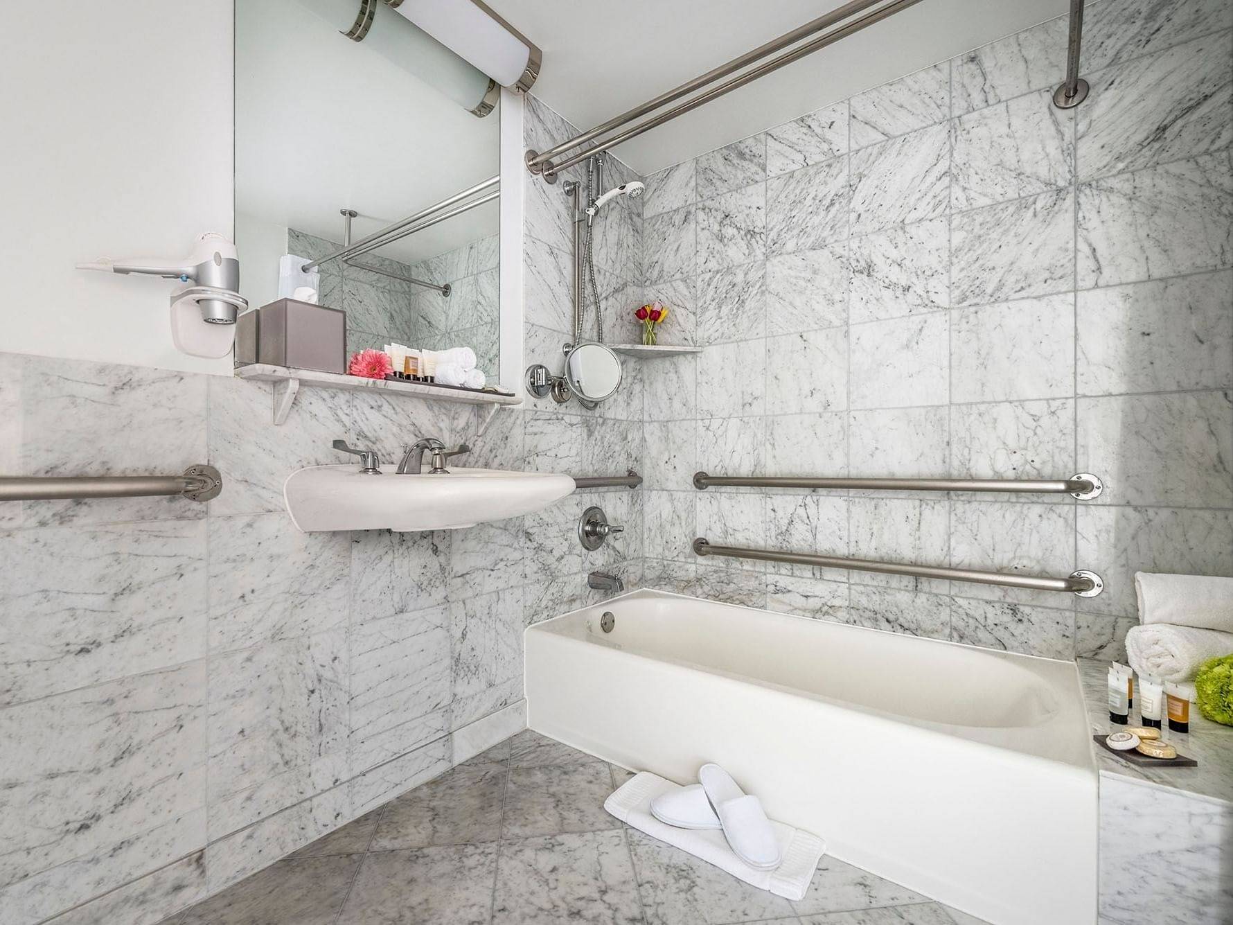 Warwick Allerton - Chicago