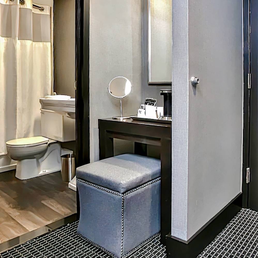 Lord Baltimore Hotel