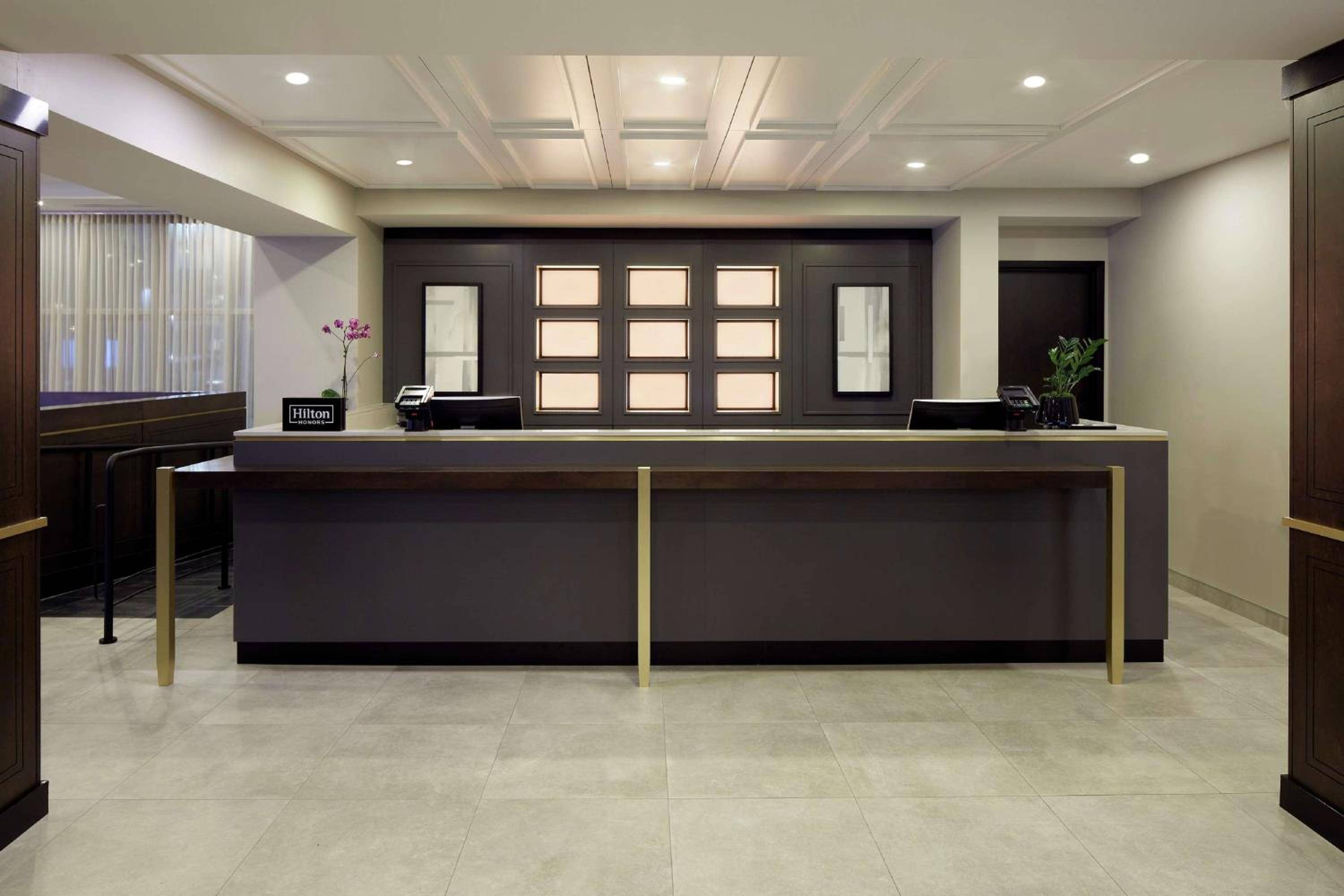 DoubleTree par Hilton Aéroport de Montréal