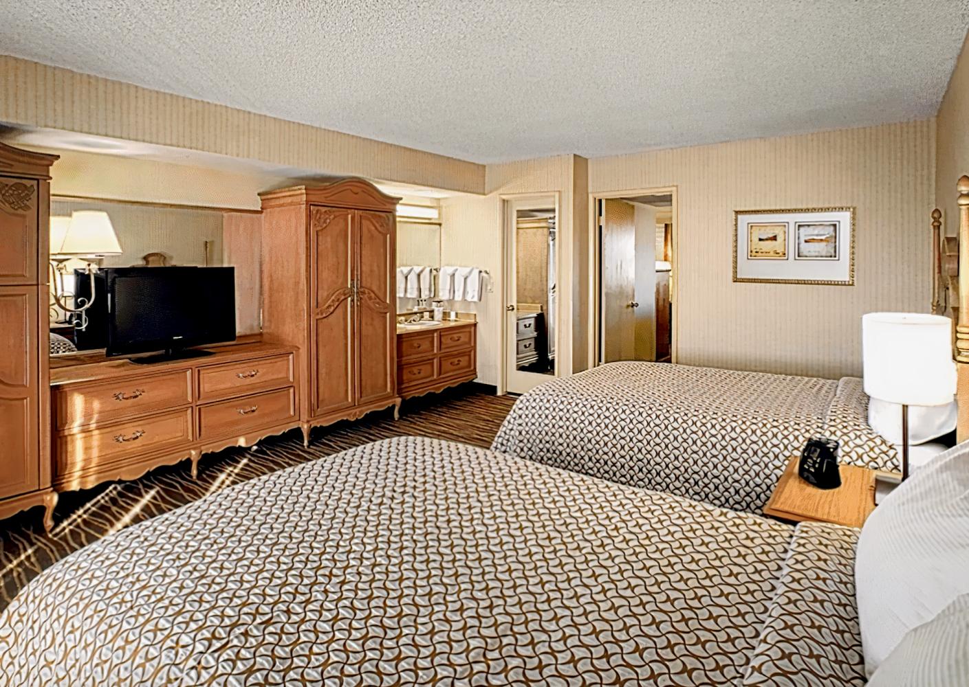 Embassy Suites by Hilton Phoenix Airport