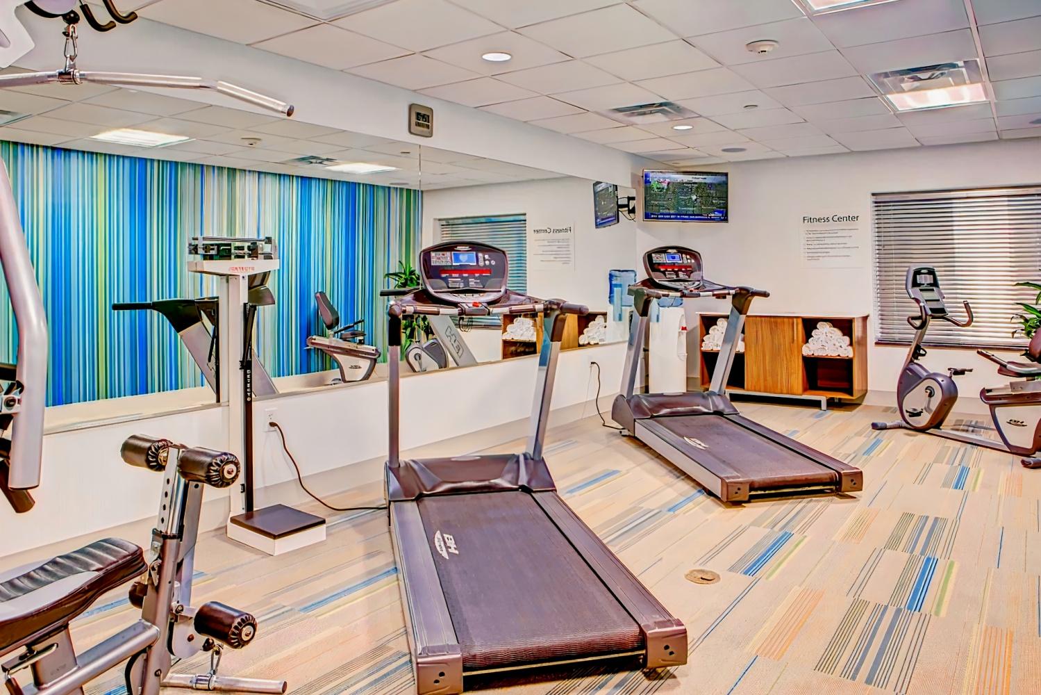 Holiday Inn Express & Suites Austin NE - Hutto