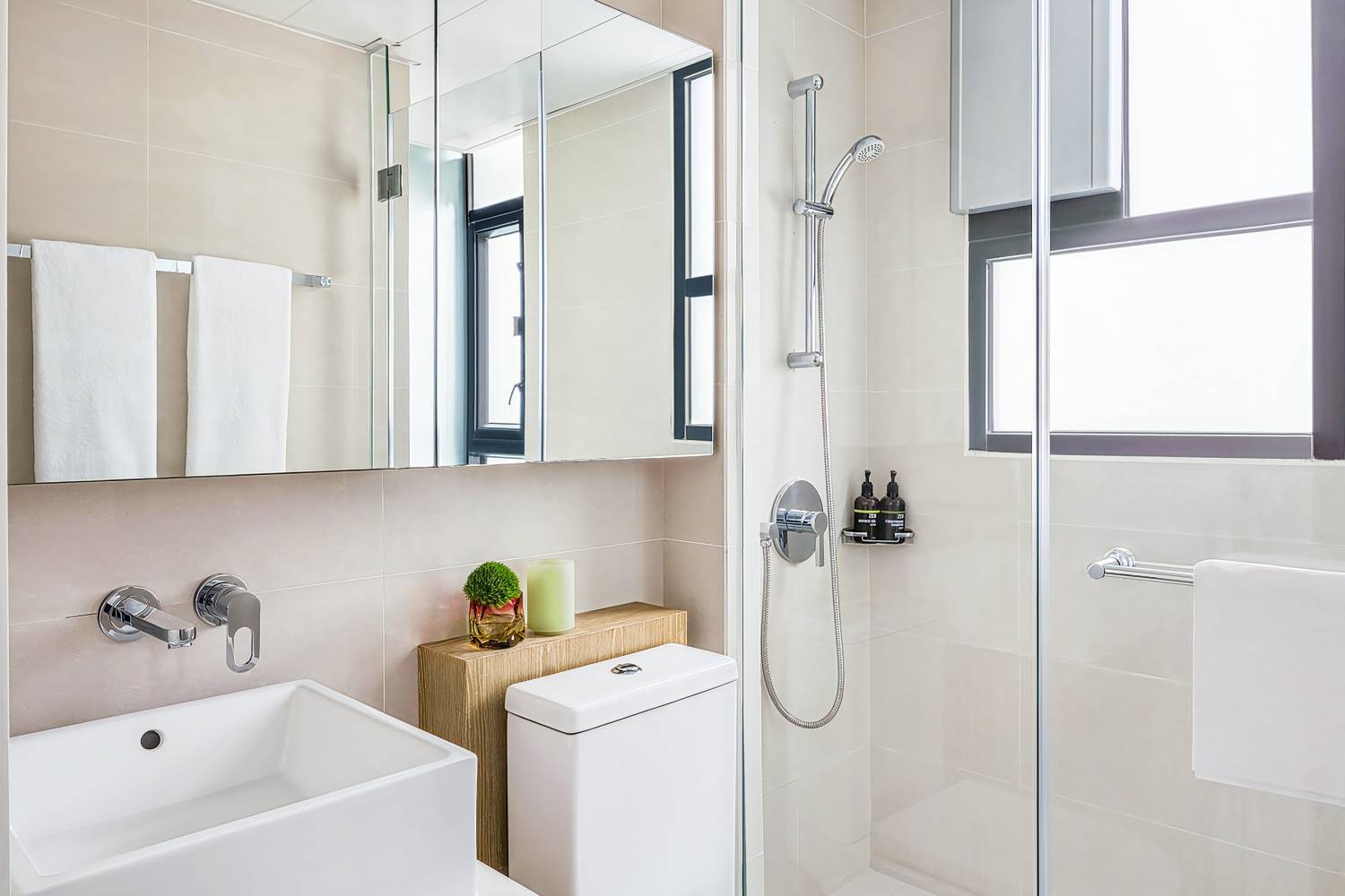 YING’nFLO, Hong Kong, Wan Chai