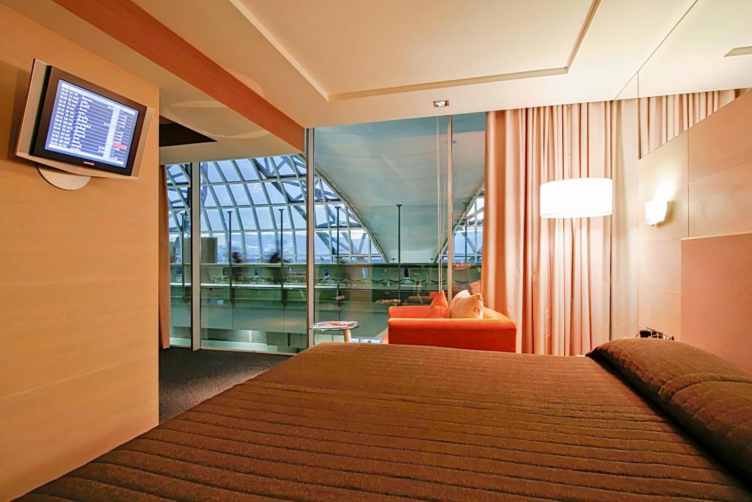 Miracle Transit Hotel